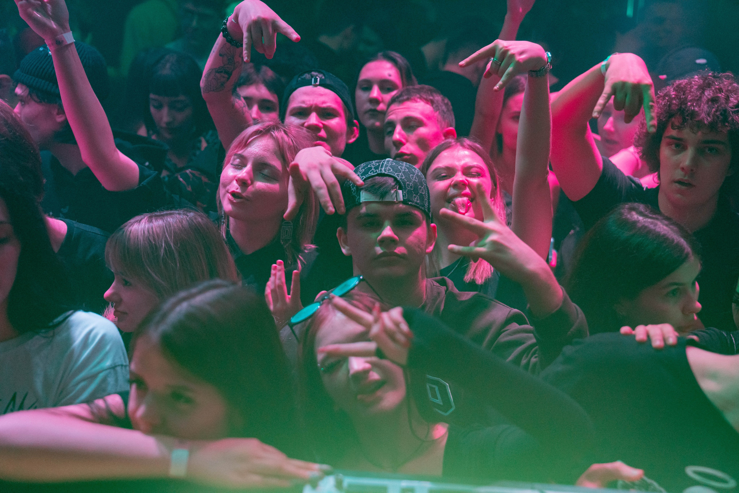 ZHARA & ZIP| ПАША ТЕХНИК. ZHARA CREW