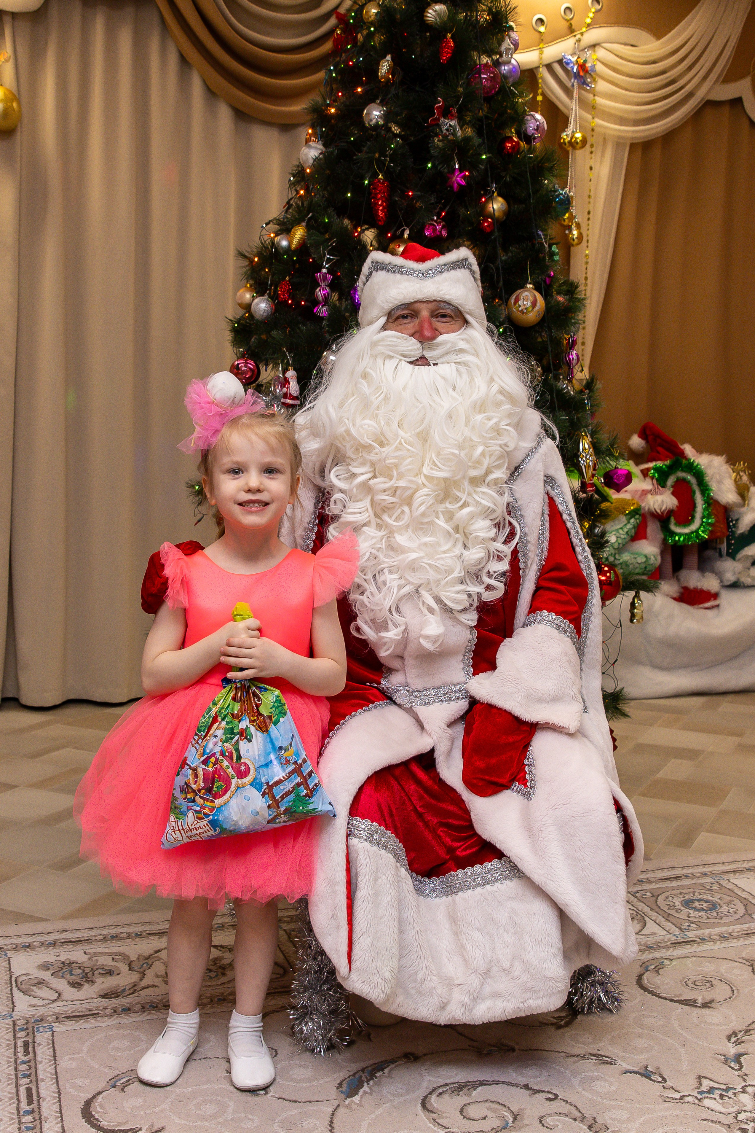 Фото и видео на выпускной в школе и детском саду. Свадебный, семейный видеограф и фотограф в Екатеринбурге Николай Рыков