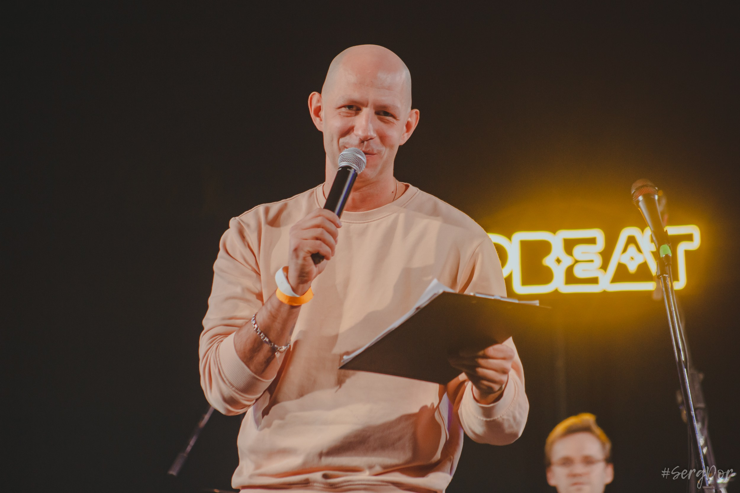 SPBeat, фестиваль, музыка, концерт, шоукейс, репортаж, выступления, 17.11.2023, SergDor, AllFest.ru, 17 ноября 2023 года, #SergDor, Сергей Василевский, ведущий