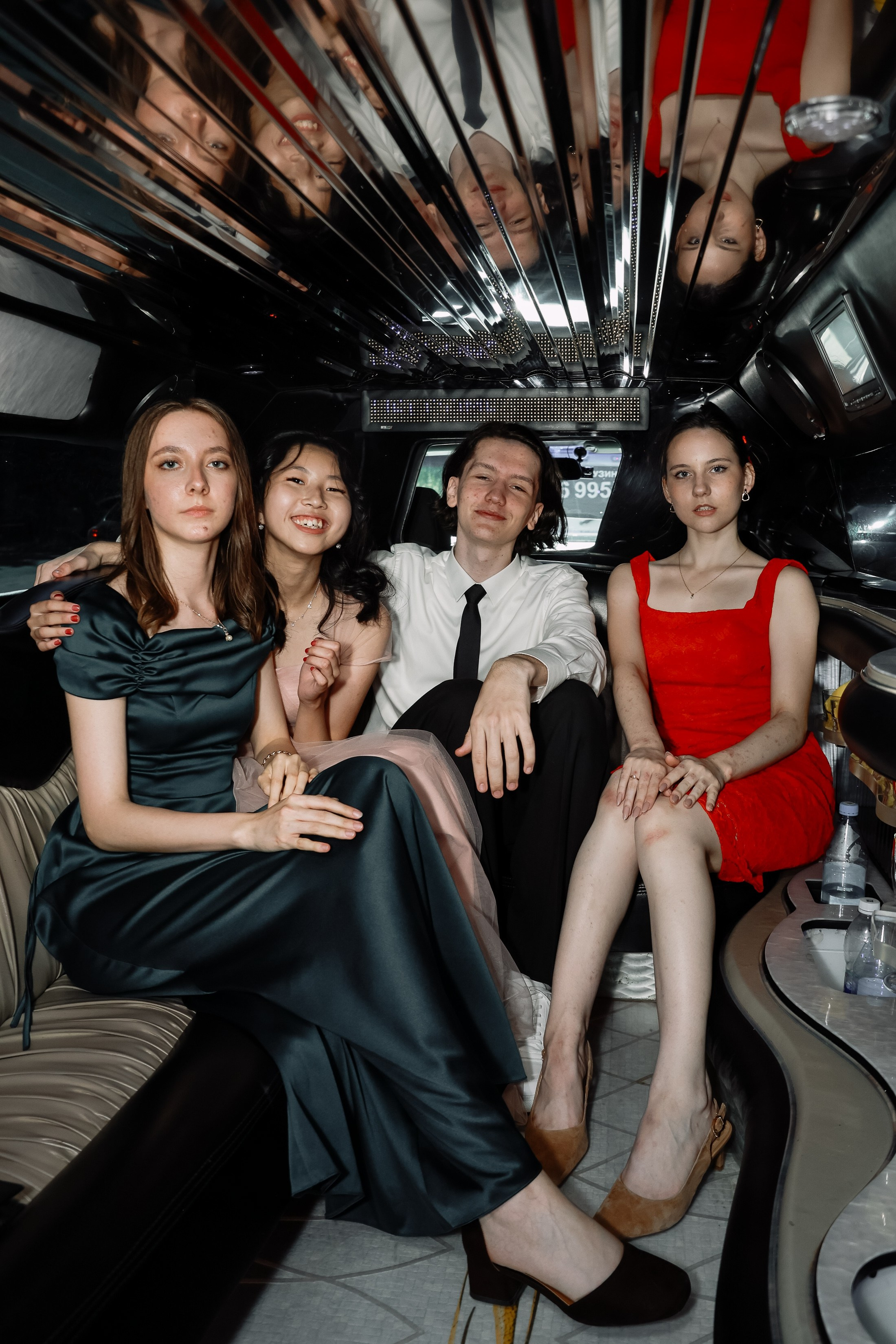 Выпускной школа 210 _прогулка. Фотограф Юлия Мальцева