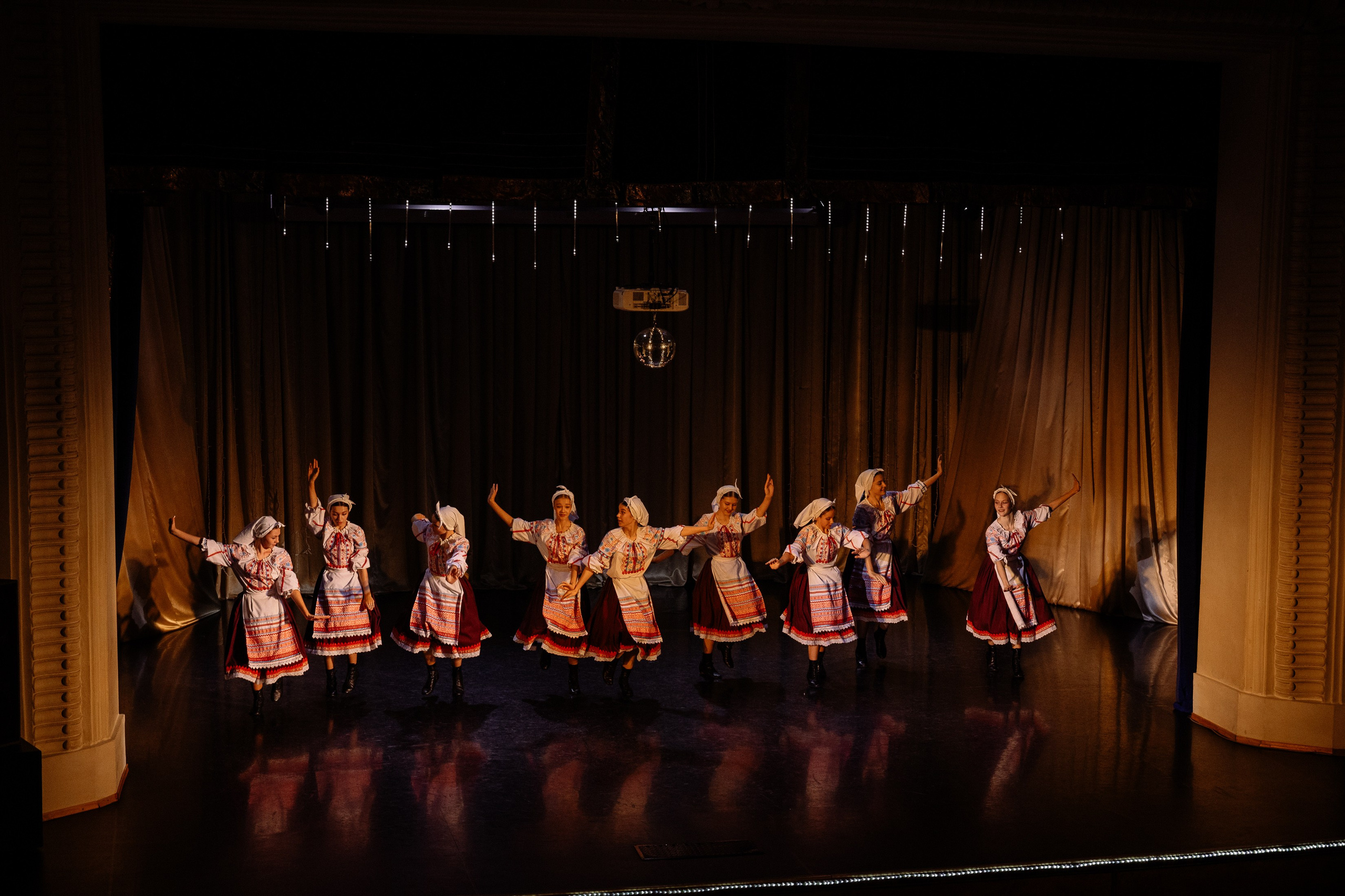 Сибирские узоры ДК Ефремова. Фотограф Юлия Мальцева