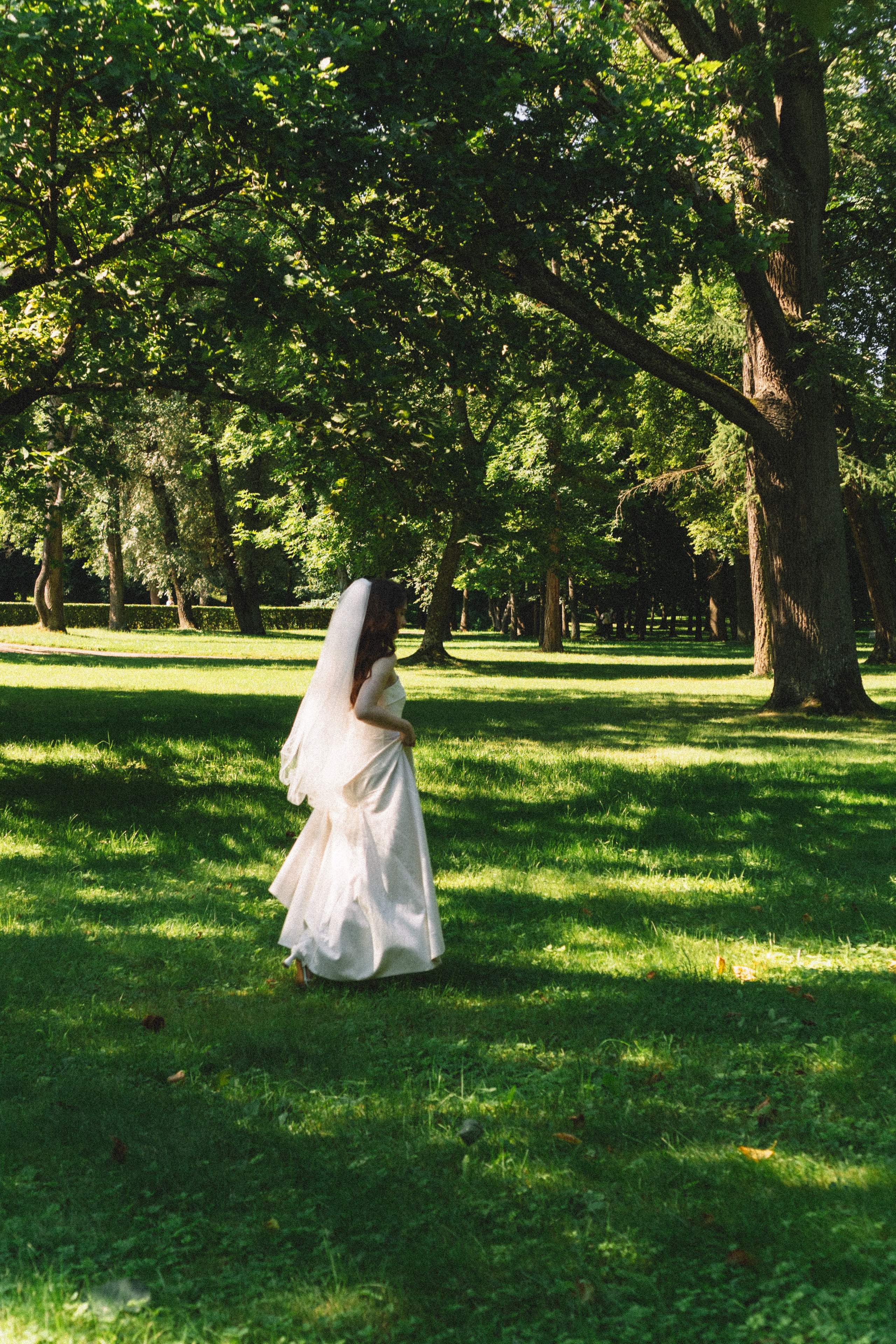 СВАДЕБНАЯ СЬЕМКА В ПЕТЕРГОФЕ И СЬЕМКА РЕПОРТАЖА В ЗАГСЕ ПЕТЕРГОФА. Профессиональный фотограф, Санкт-Петербург — Виктория Богомолова