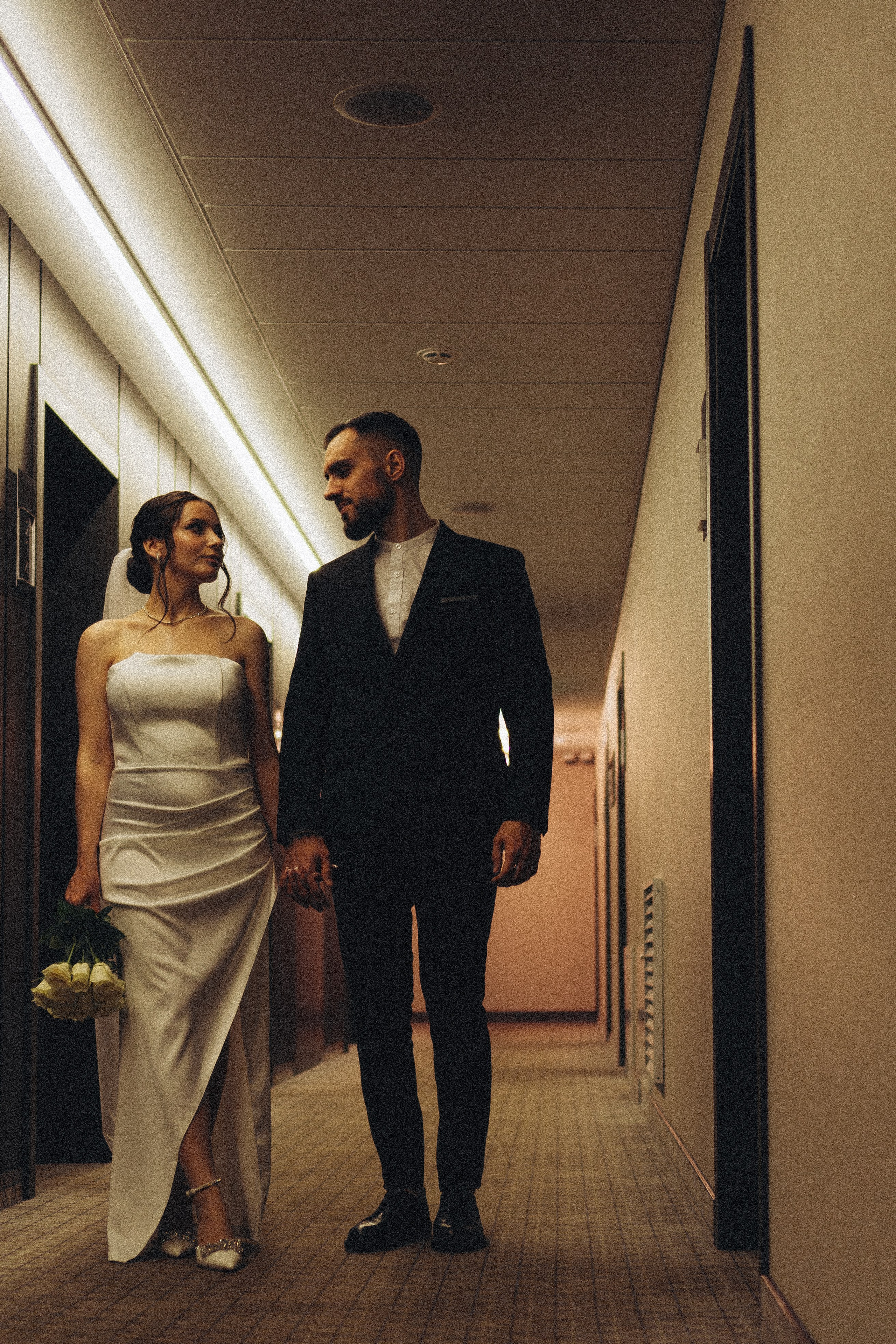 СВАДЕБНАЯ СЬЕМКА СБОРОВ ЖЕНИХА И НЕВЕСТЫ В ОТЕЛЕ И ТАКЖЕ ФОТОСЕССИИЯ В ОТЕЛЕЕ МЕГАПОЛИС БРЯНСК. Профессиональный фотограф, Санкт-Петербург — Виктория Богомолова