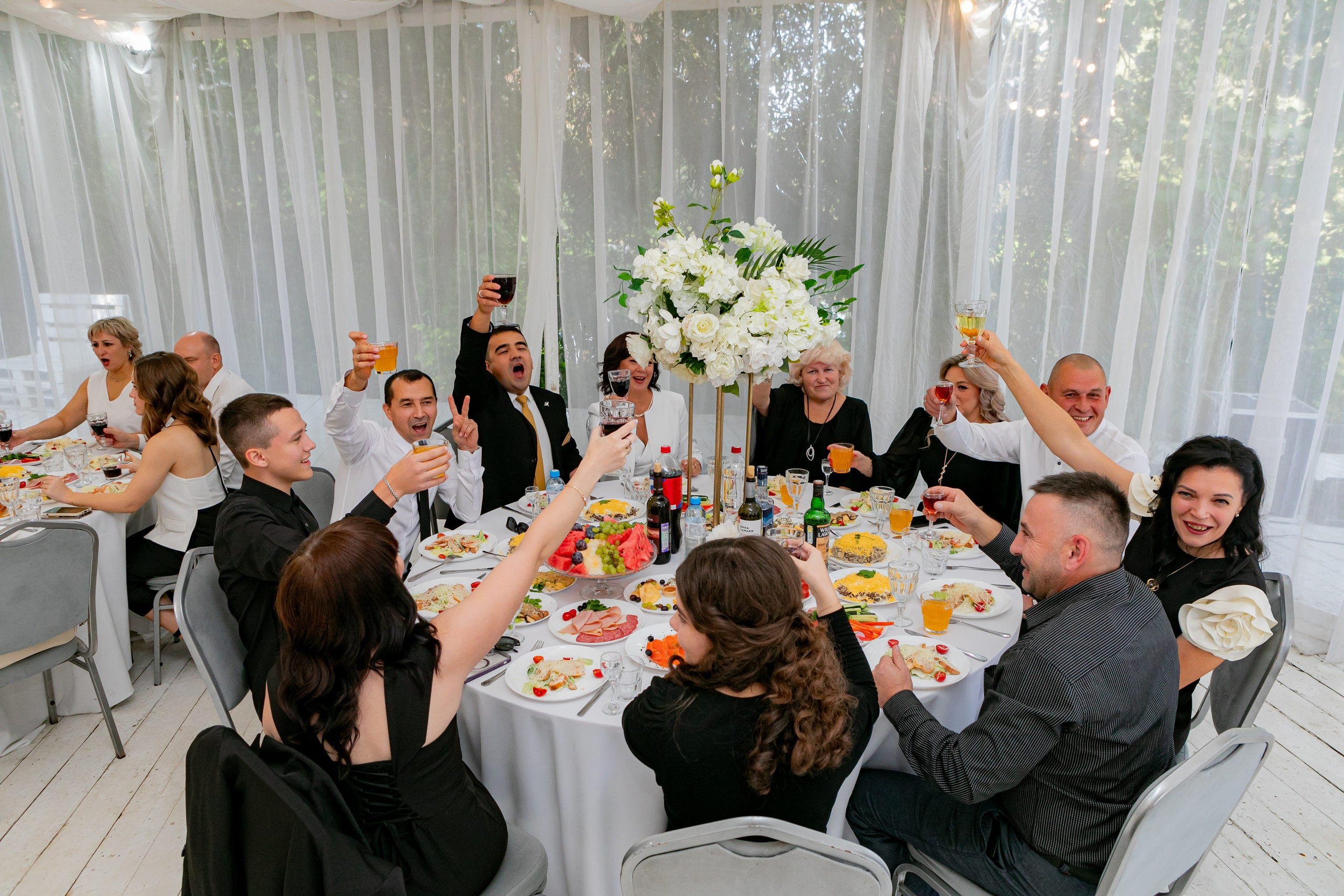 Свадьба Александра и Кристины. Ведущая праздников и мероприятий Ирина Гумерова