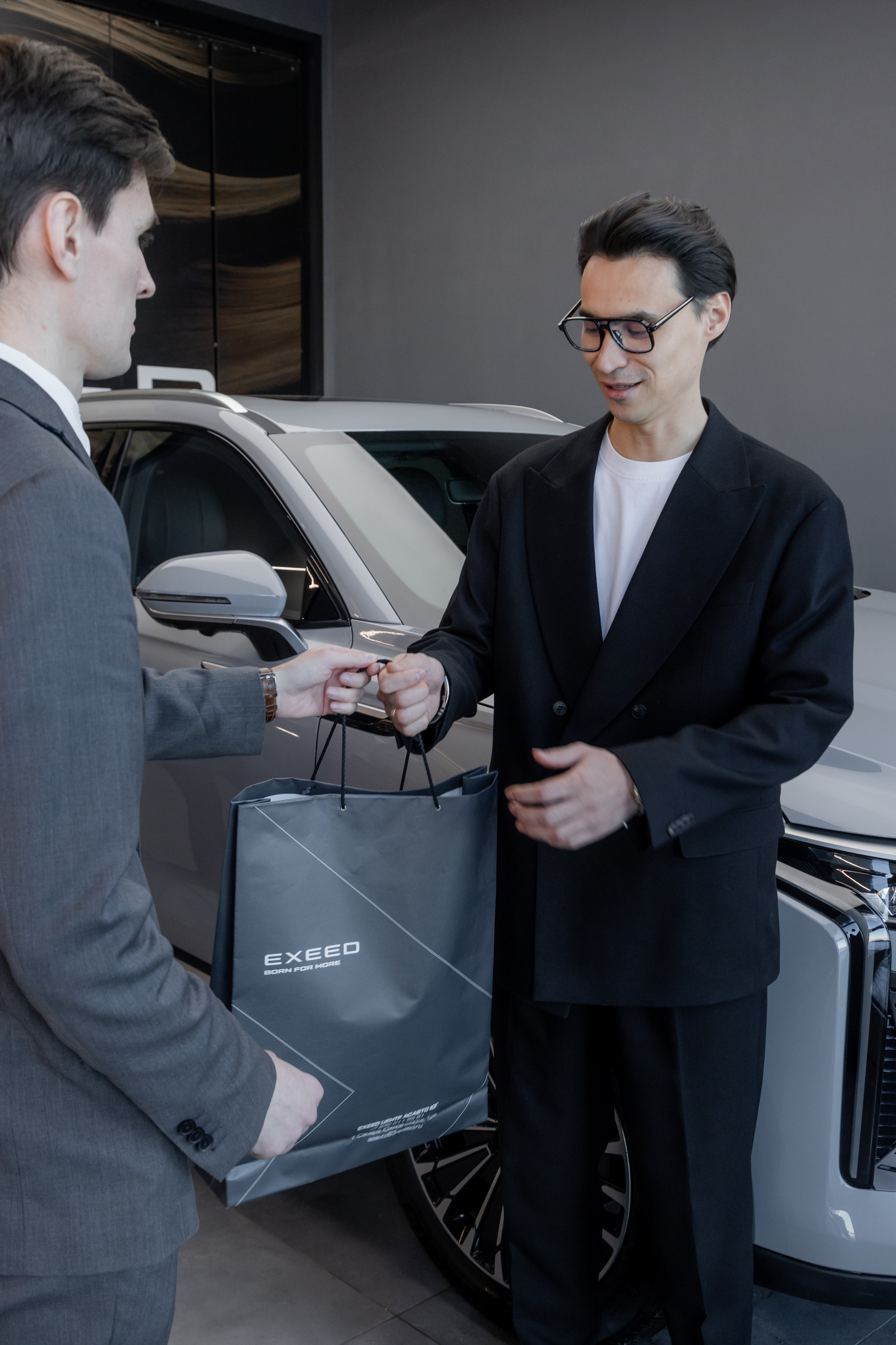 Выдача автомобиля. Фотограф в Самаре / Олеся Широнина