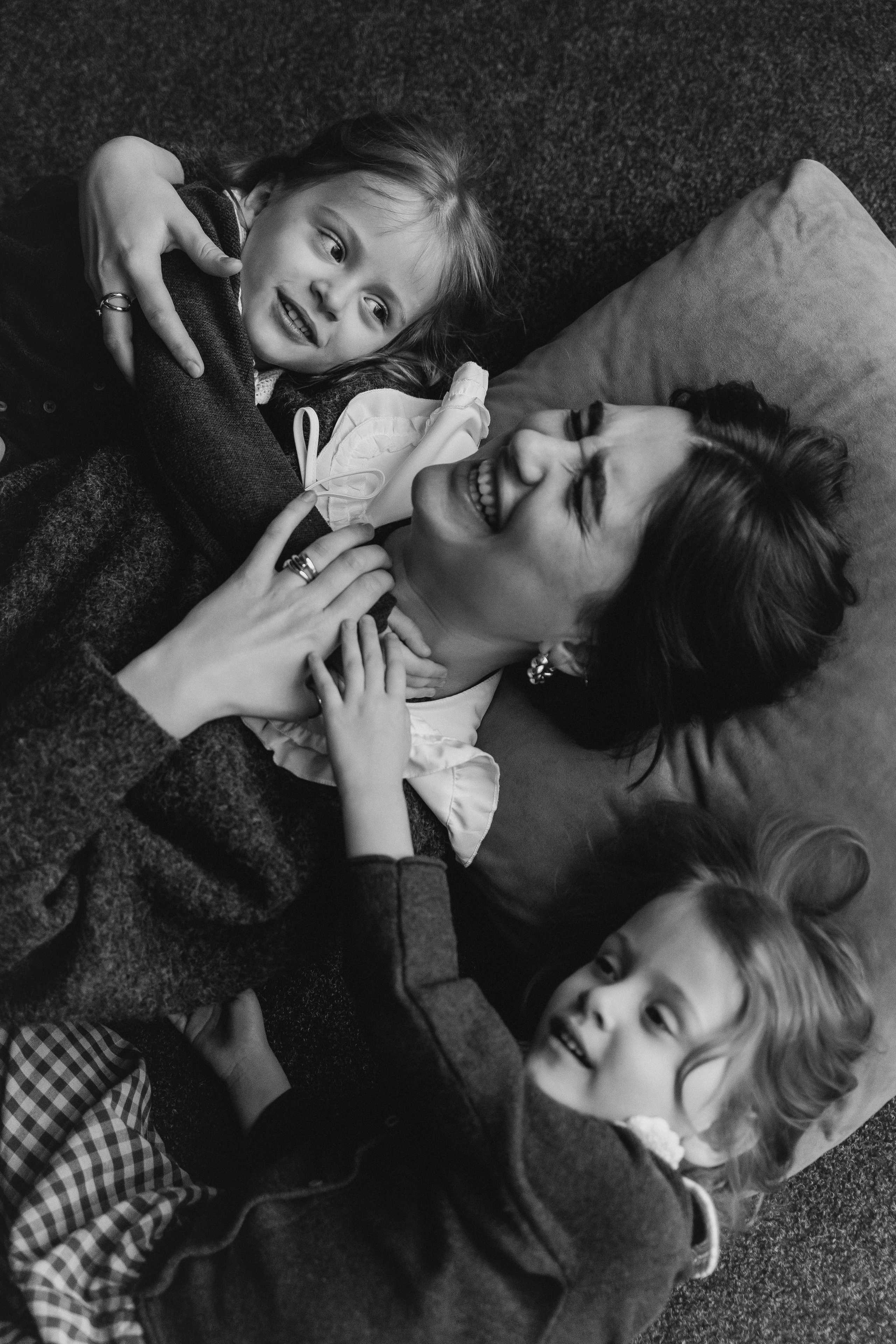 Мия, Луна и мама Лина. Свадебный и семейный фотограф в Новосибирске Светлана Варутина