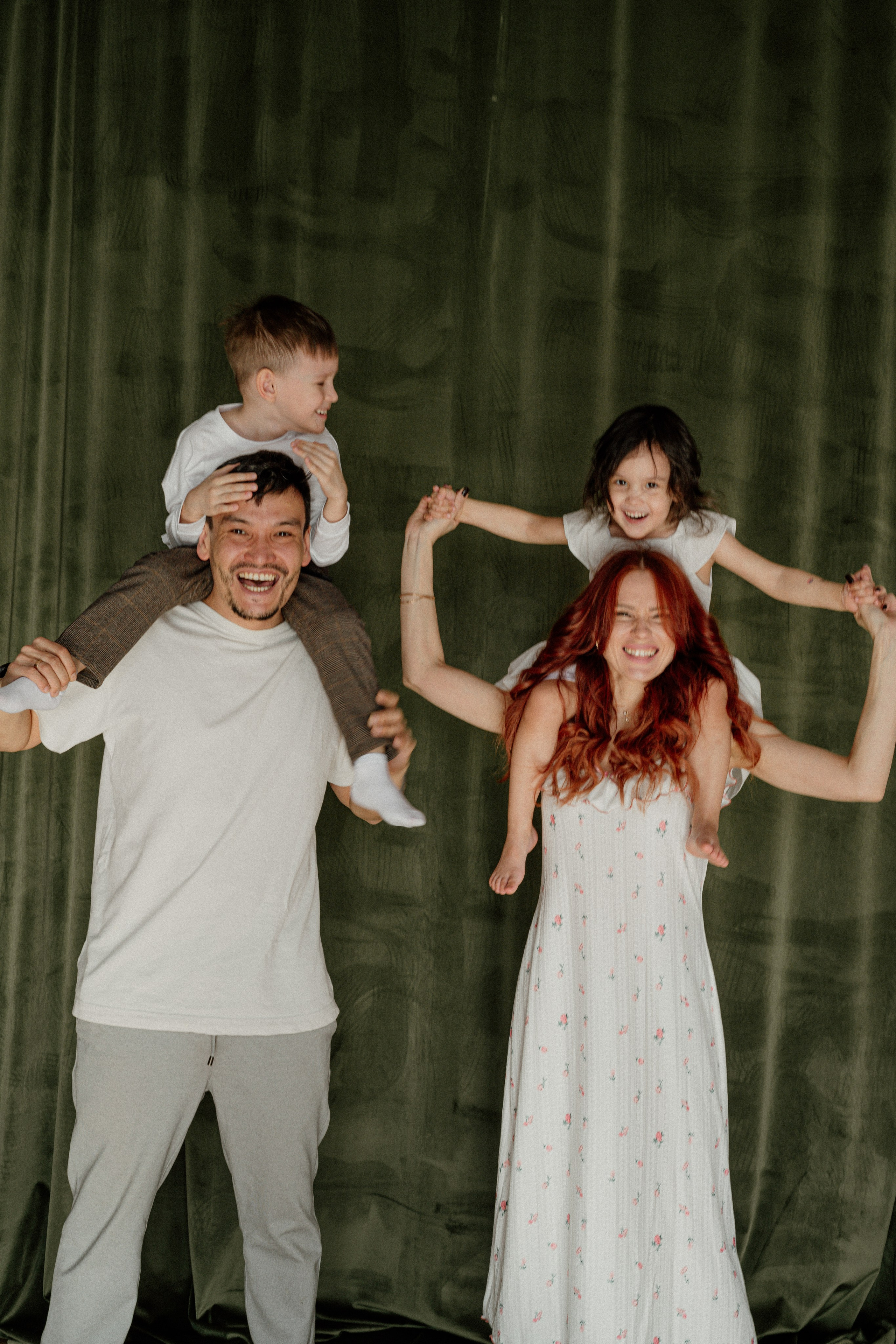 Семья Сунгатуллиных. Фотограф Алёна Евграфова