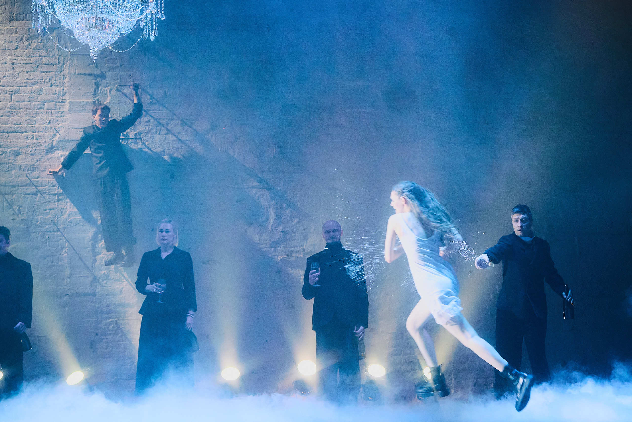 «Быть или не быть» Закулисье Театра Наций. Wish Films — Фото и видео для брендов и личных проектов | Фотограф и видеограф