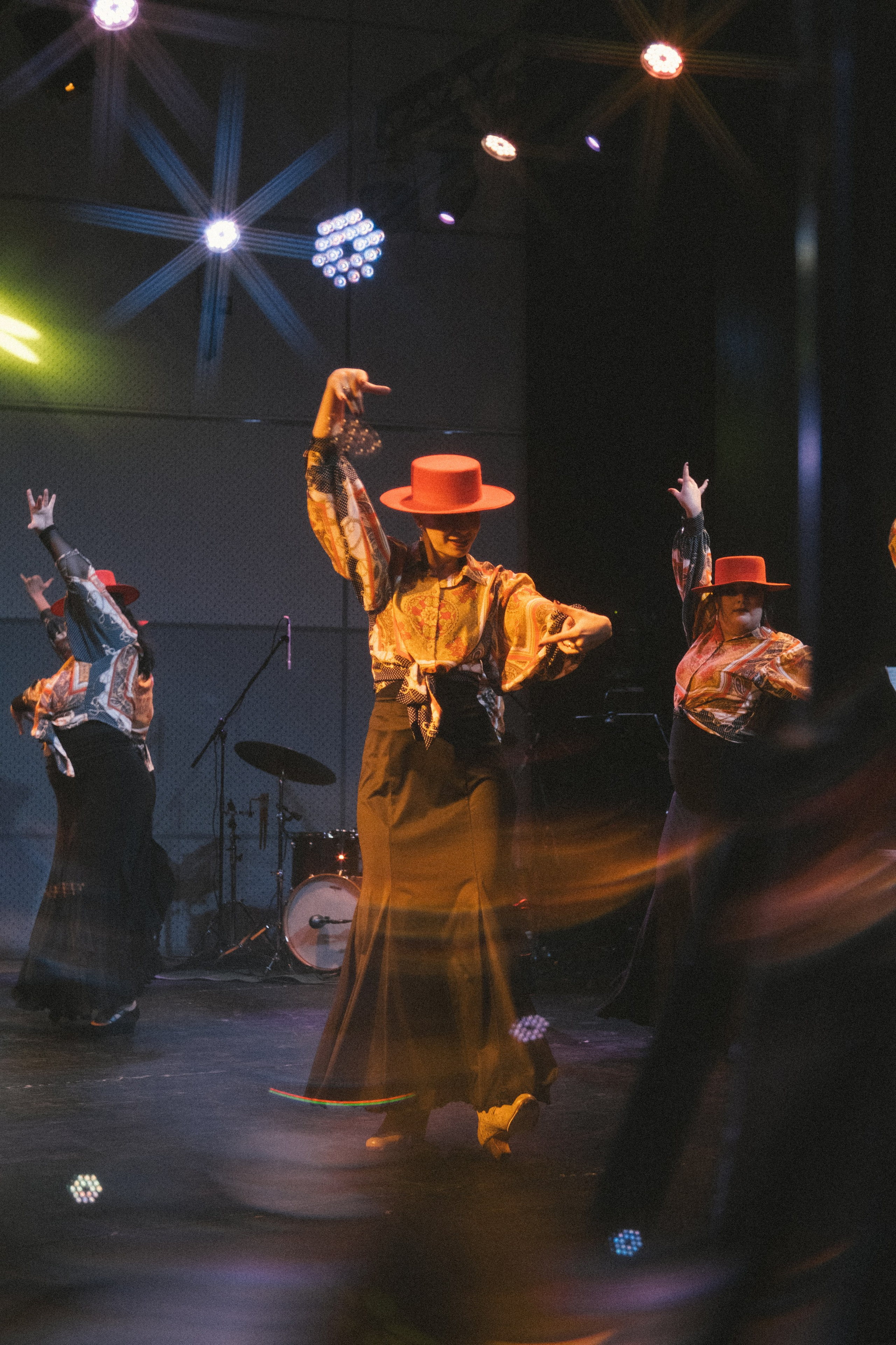 Спектакль «Mujeres» («Женщины»), студия фламенко Tierra del Sol. Анна Демидова — фотография для жизни и бизнеса в Абакане