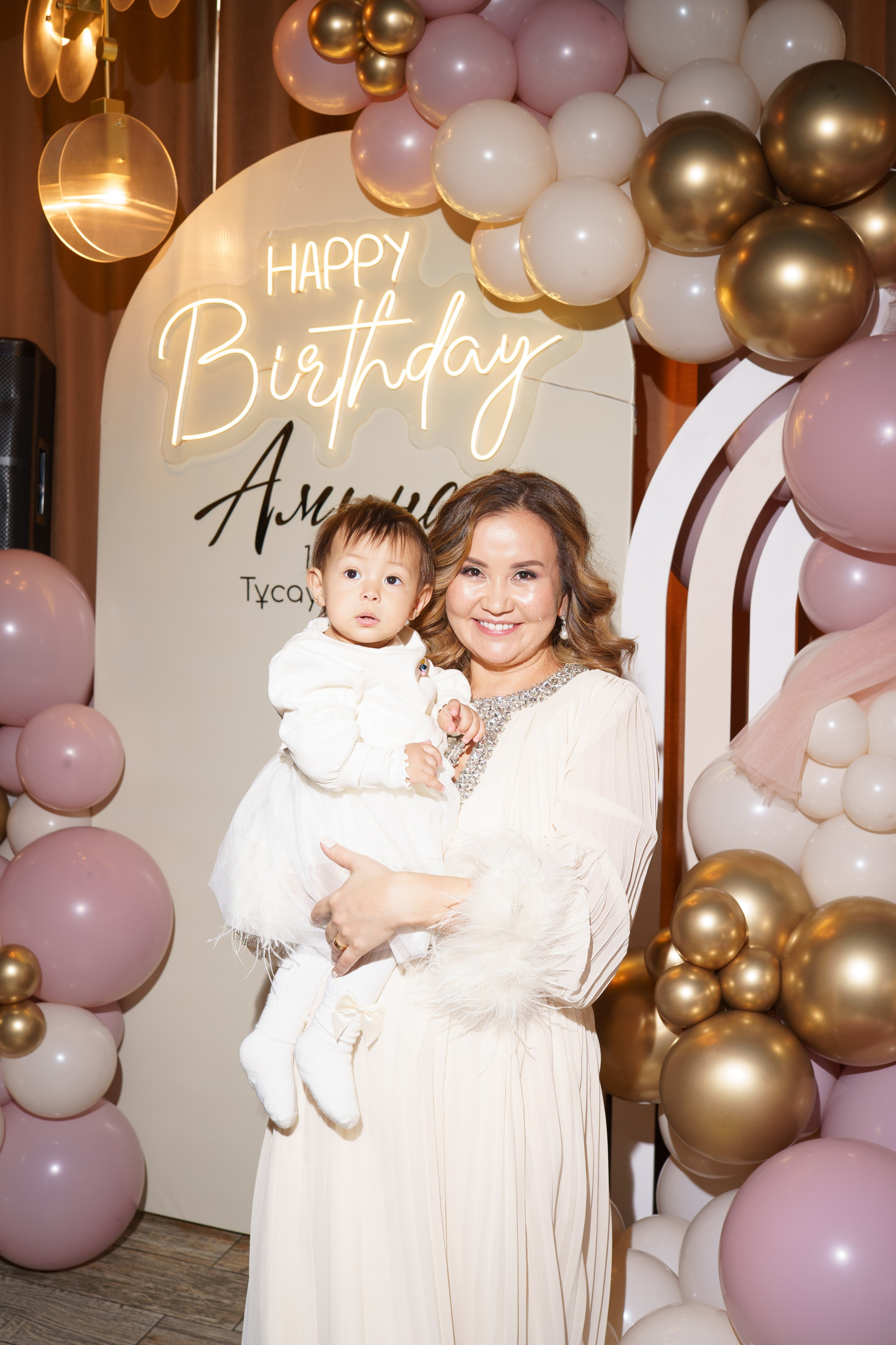 Амина — Тұсау кесер — 1 годик малышке