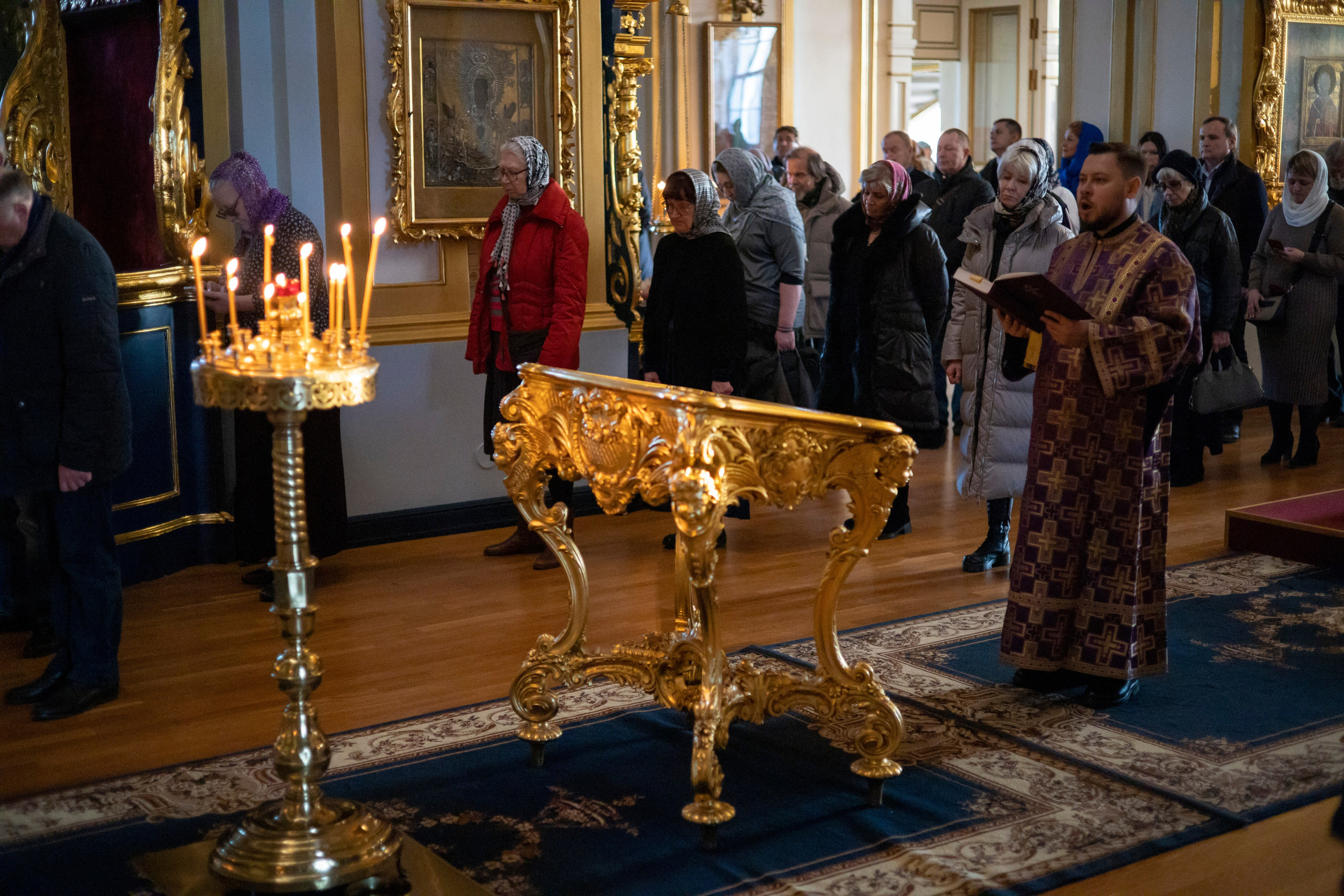 ВСЕНОЩНОЕ БДЕНИЕ С ЧИНОМ ИЗНЕСЕНИЯ ЧЕСТНОГО И ЖИВОТВОРЯЩЕГО КРЕСТА ГОСПОДНЯ. НИКОЛО-БОГОЯВЛЕНСКИЙ МОРСКОЙ СОБОР