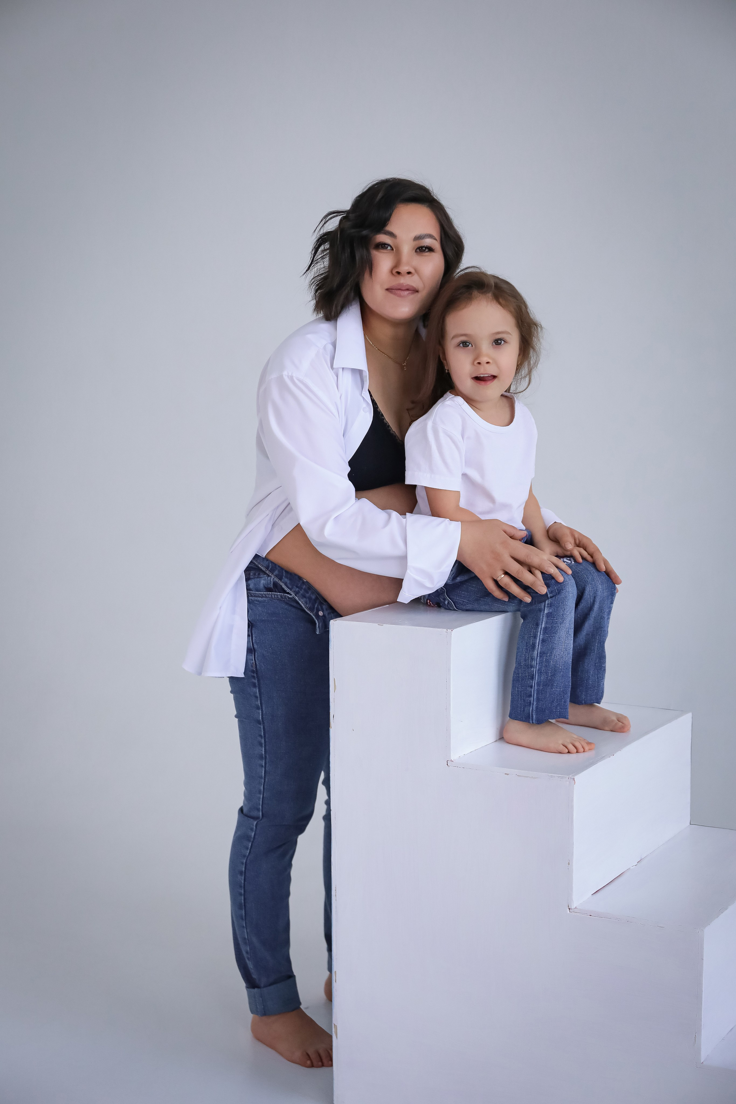 Мама Александра и дочь Лера. Фотограф г. Хабаровск. Семейные и индивидуальные съёмки