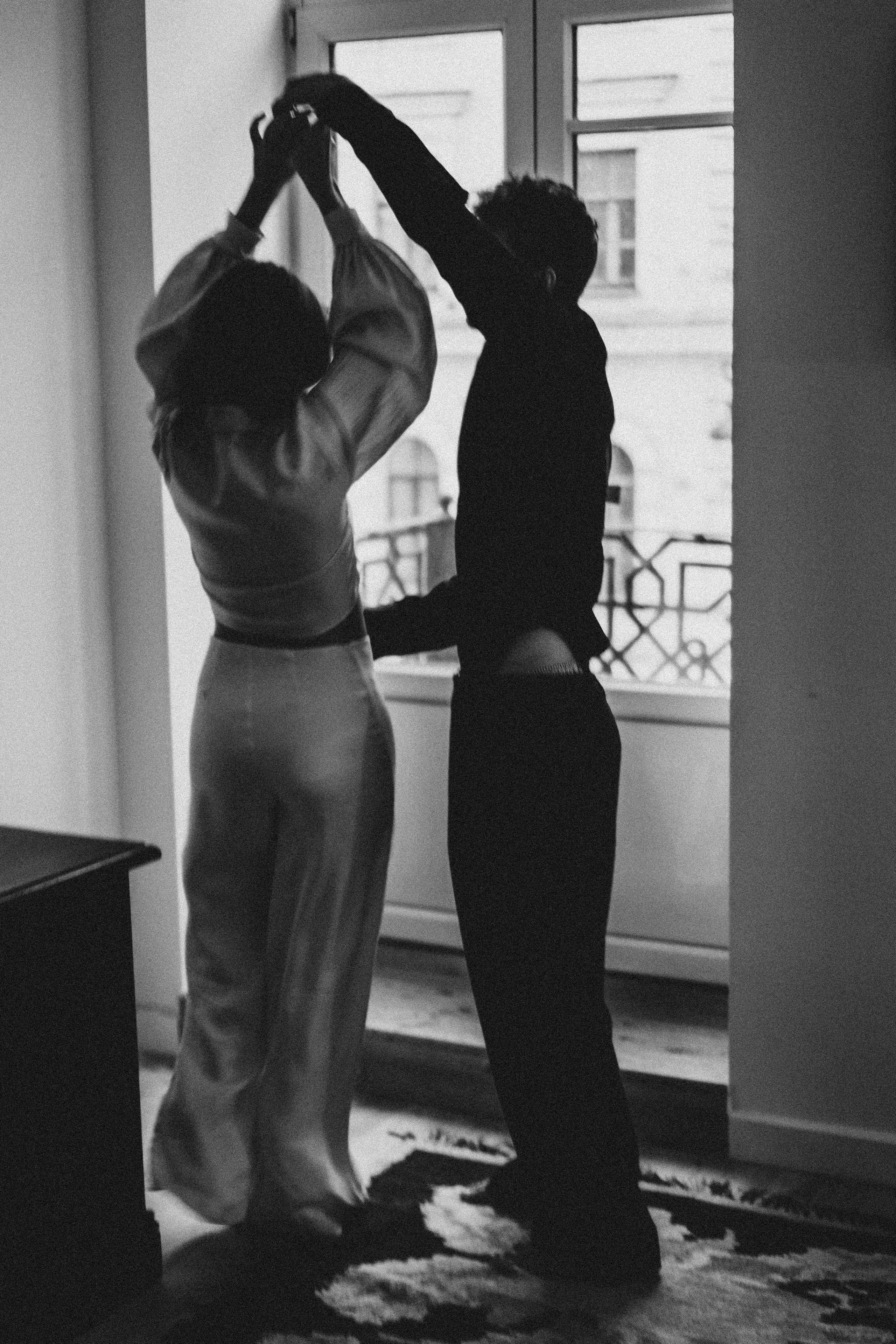 СБОРЫ ЖЕНИХА И НЕВЕСТЫ В УЮТНОЙ КВАРТИРЕ В ЦЕНТРЕ САНТК-ПЕТЕРБУРГА. Профессиональный фотограф, Санкт-Петербург — Виктория Богомолова