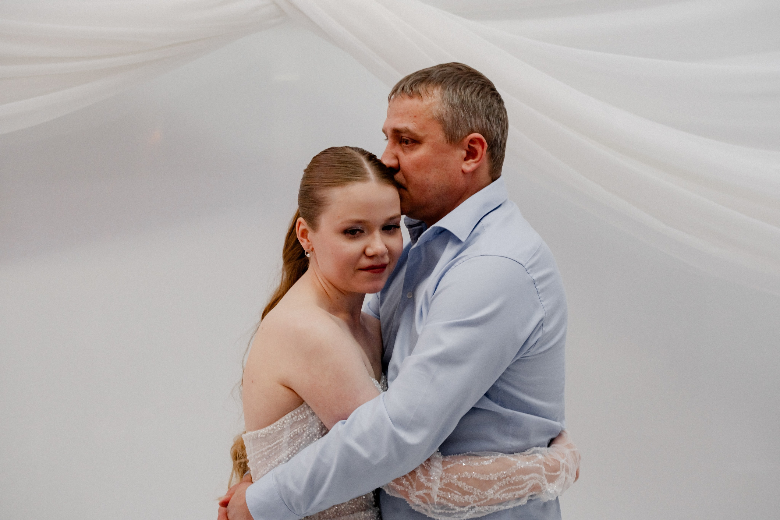 СВАДЕБНЫЙ БАНКЕТ (СНЯТО В СИБИРЕ В НИЖНЕВАРТОВСКЕ). Профессиональный фотограф, Санкт-Петербург — Виктория Богомолова