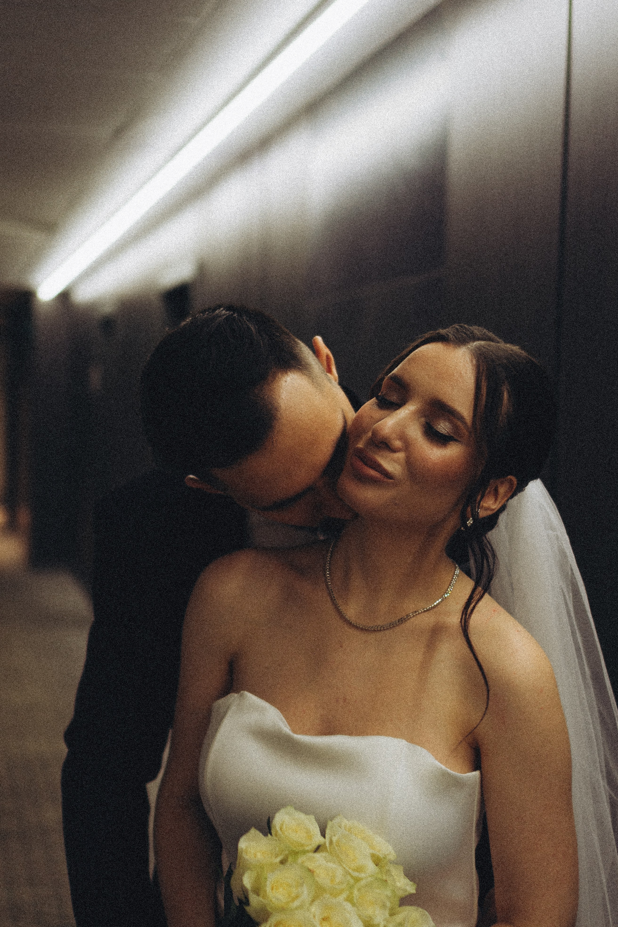 СВАДЕБНАЯ СЬЕМКА СБОРОВ ЖЕНИХА И НЕВЕСТЫ В ОТЕЛЕ И ТАКЖЕ ФОТОСЕССИИЯ В ОТЕЛЕЕ МЕГАПОЛИС БРЯНСК. Профессиональный фотограф, Санкт-Петербург — Виктория Богомолова