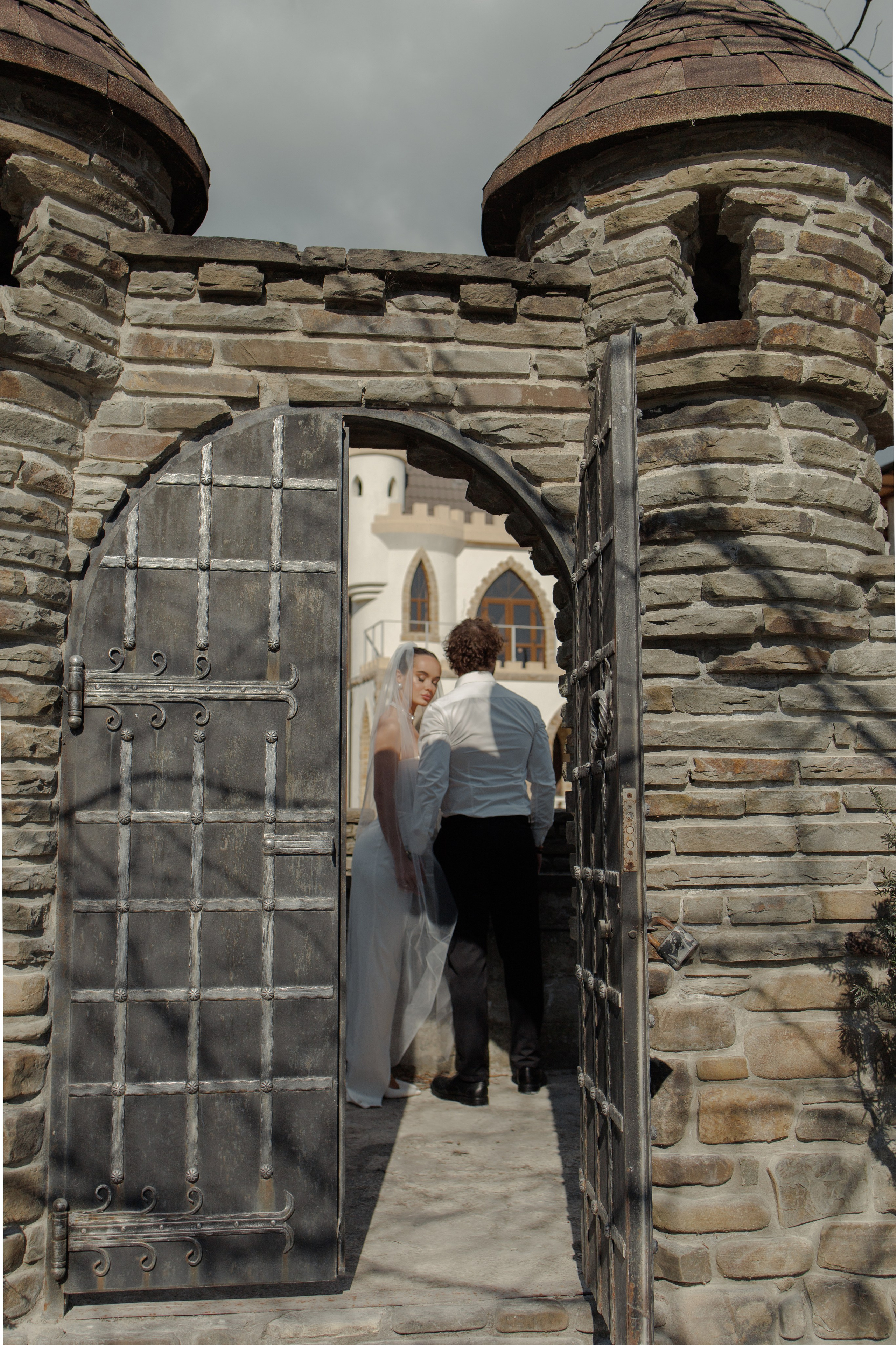 Свадьба в Персиковом замке. Семейный и портретный фотограф в Геленджике Любовь Бодрова