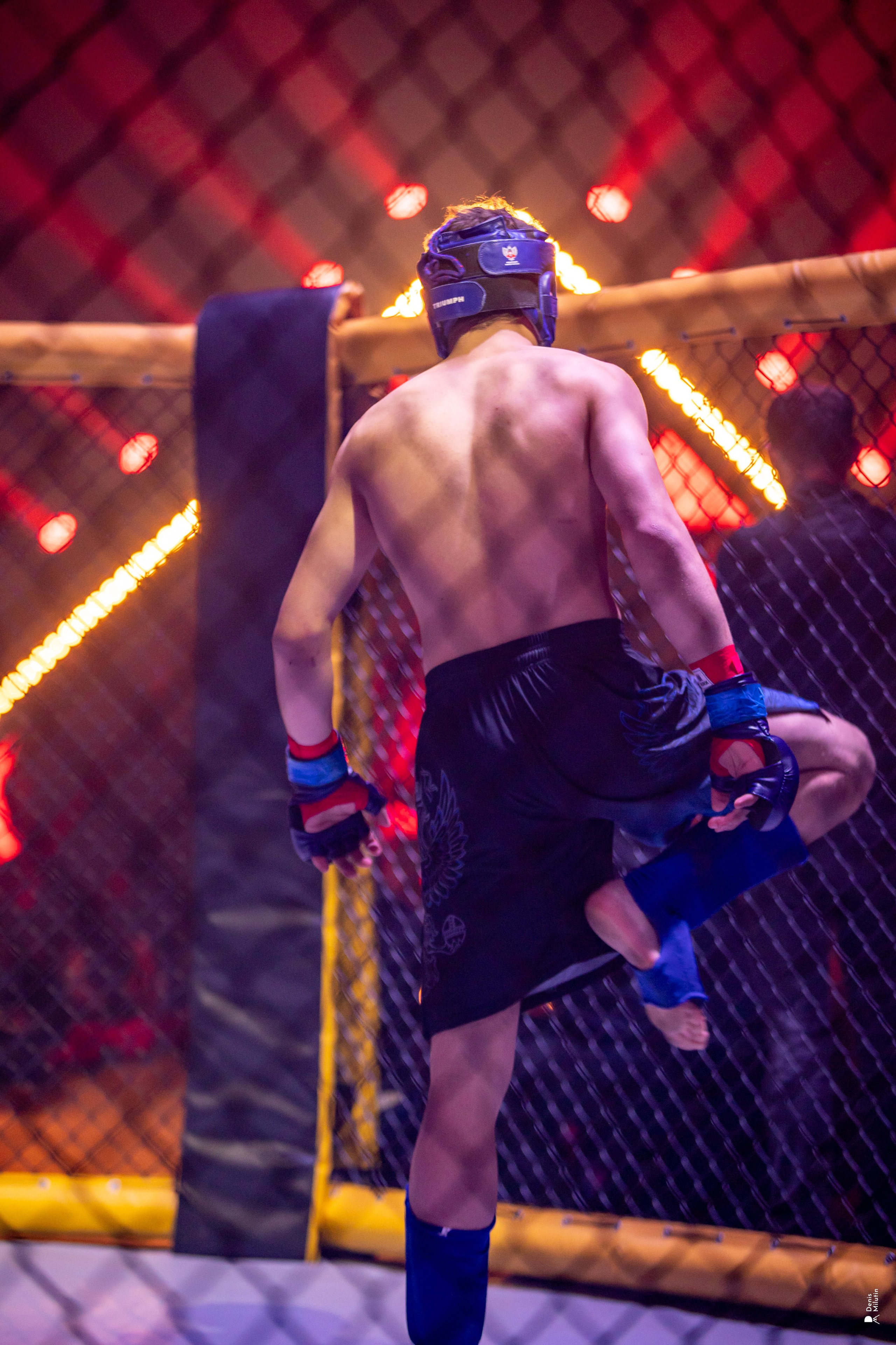 Бои в клетке «Северный Воин». Портретный фотограф Денис Милютин