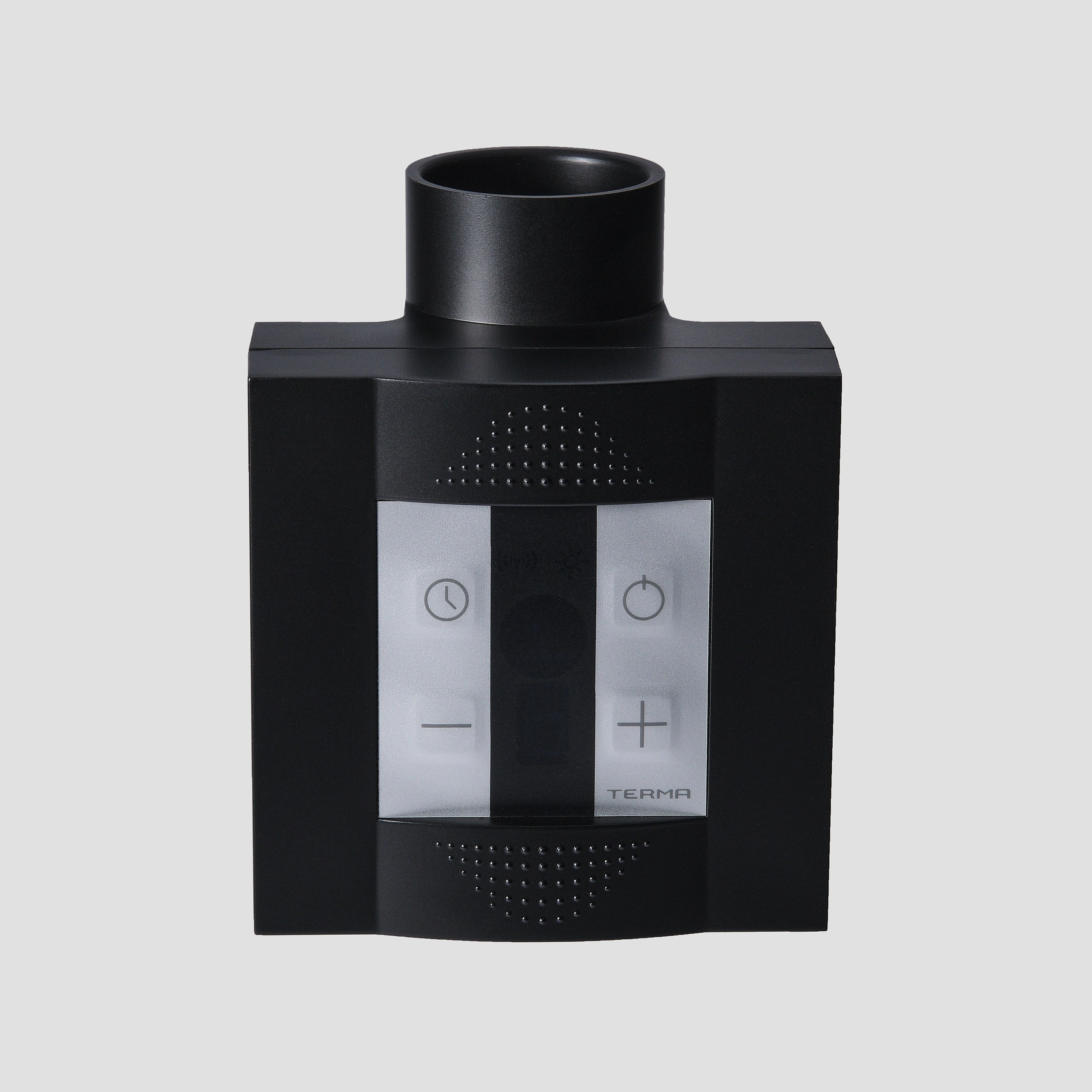 Предметные фотографии регуляторов и нагревателей для отопительных приборов