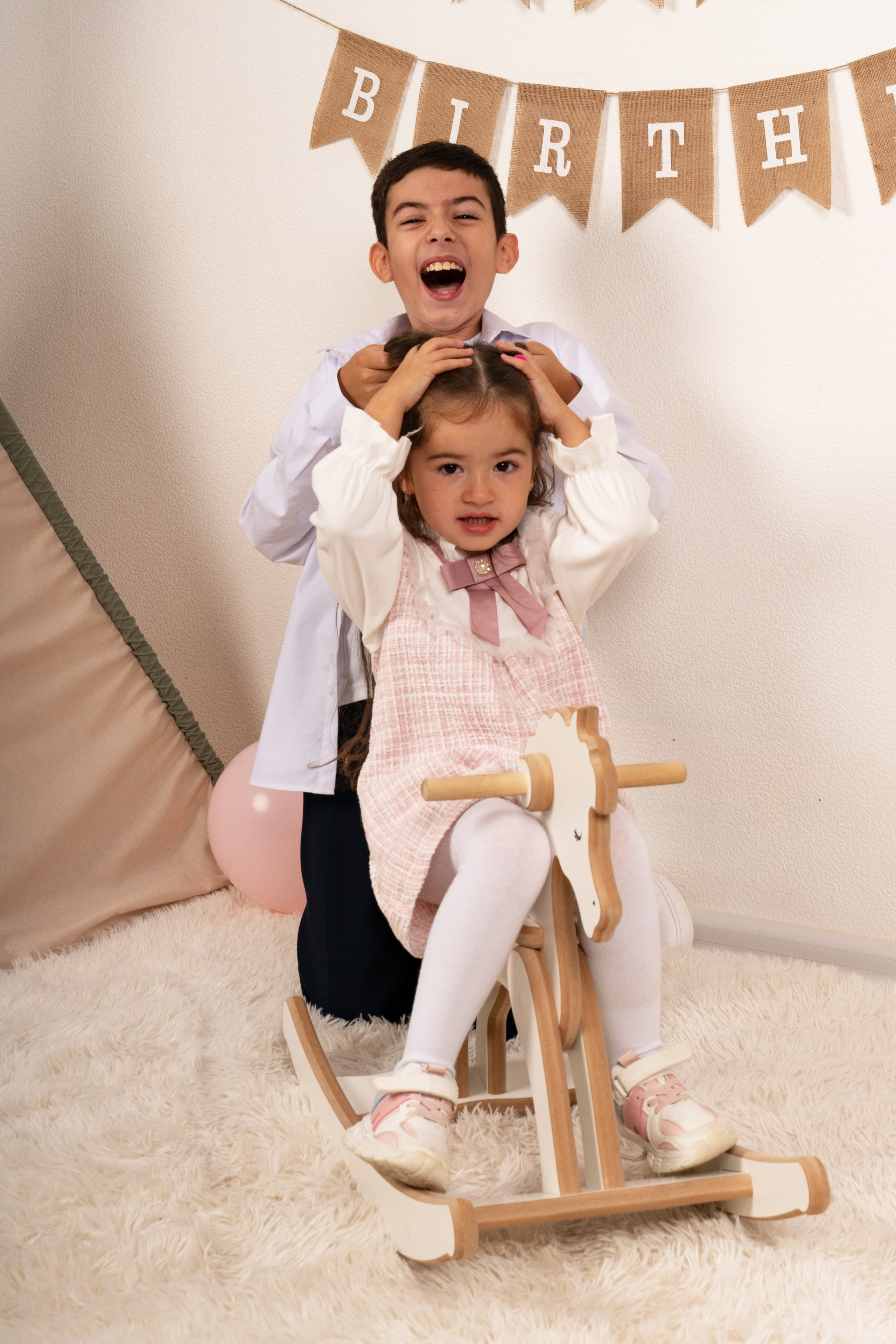 Фотосессия в студии на годик, 2,3 и т.д. Nikolay Serfoord