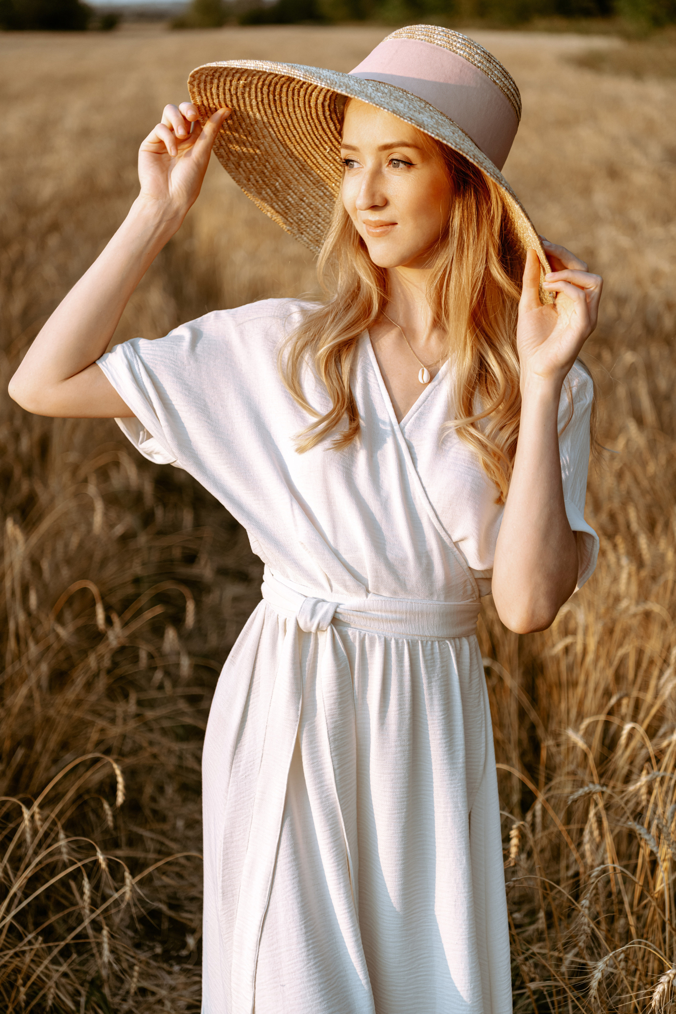 Семейная фотосессия в пшеничном поле. Свадебный и семейный фотограф в Уфе | Винс Константин | Фотопроекты