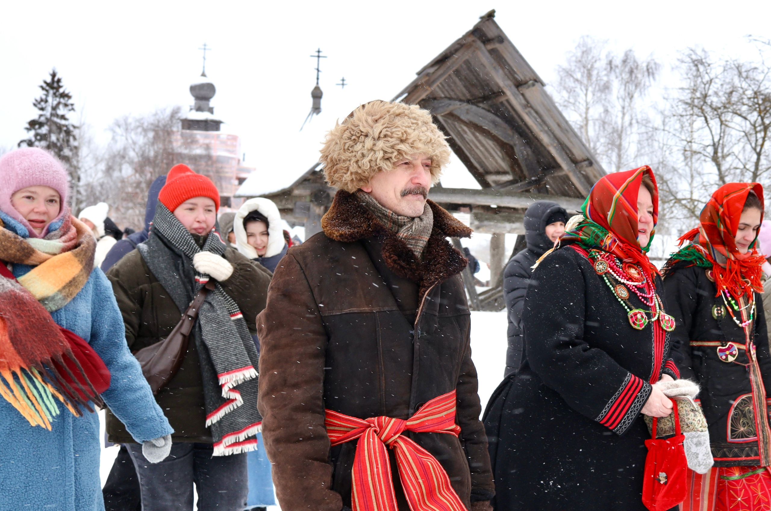 Празднование Масленицы в Суздале в Музее деревянного зодчества. Репортажный и портретный фотограф в Москве Рина Серёгина