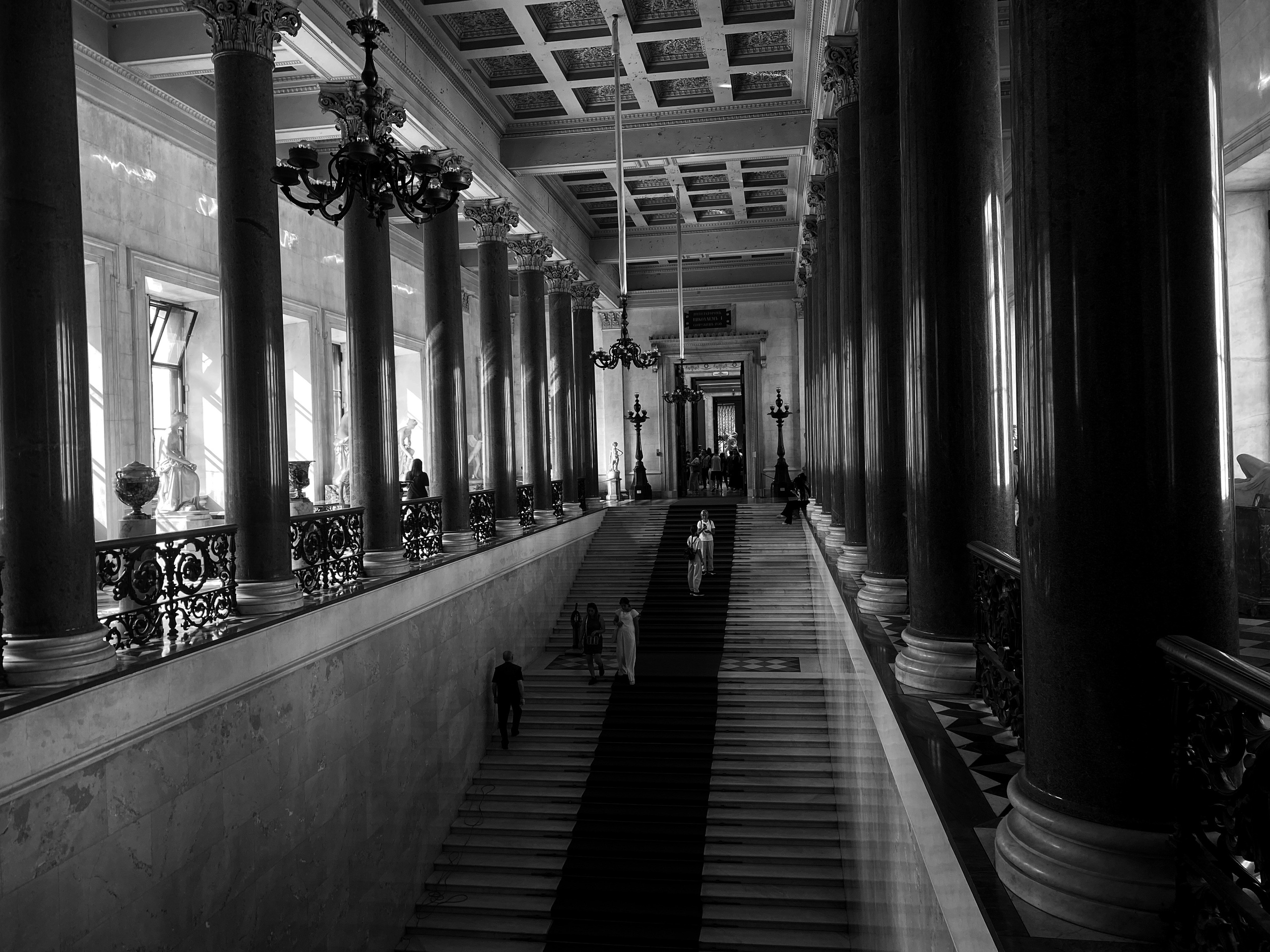 Эрмитаж на айфон. Портретный фотограф DanilNabody