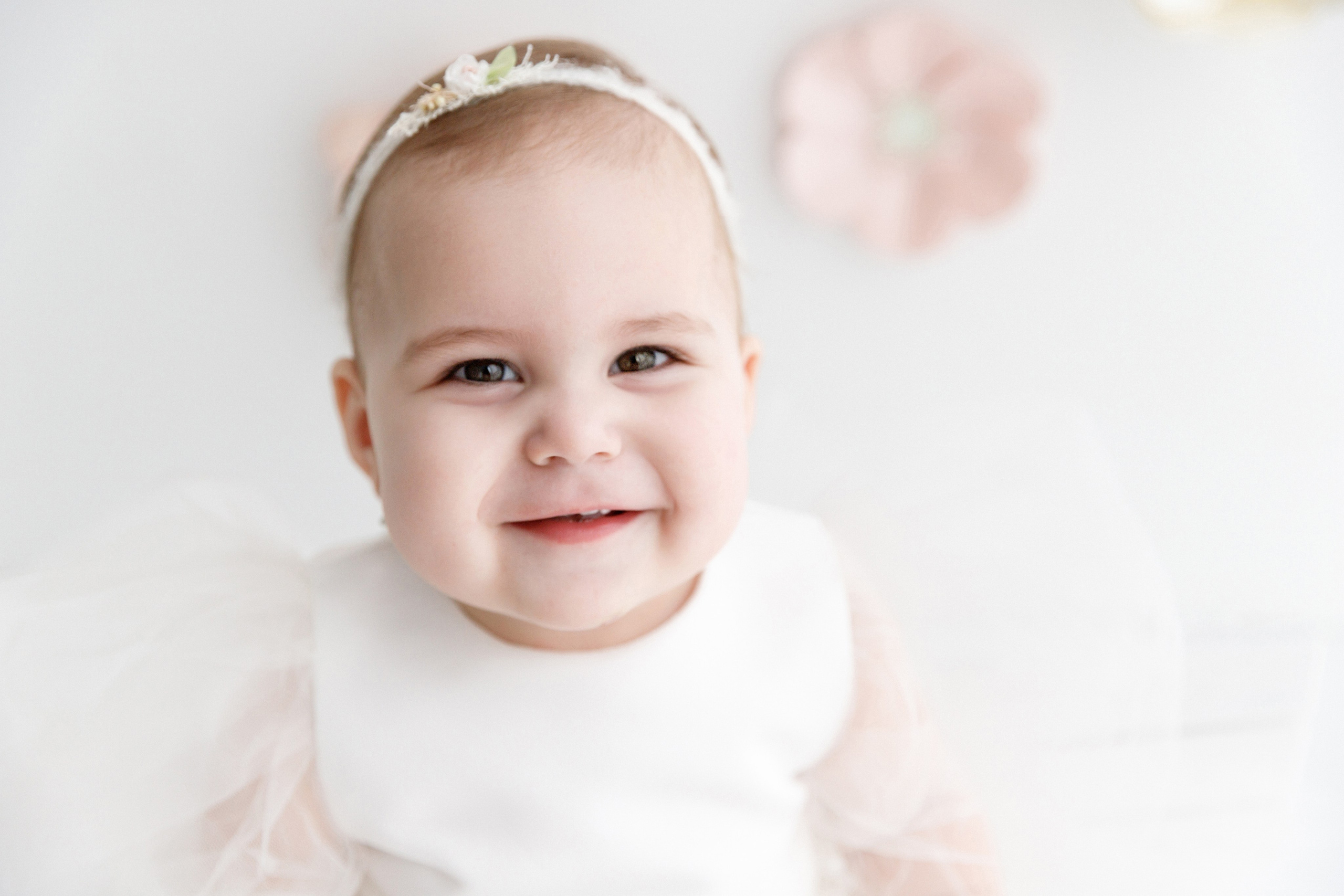 Годик Софии. Фотограф новорожденных Славянск-на-Кубани Куцевольская Екатерина