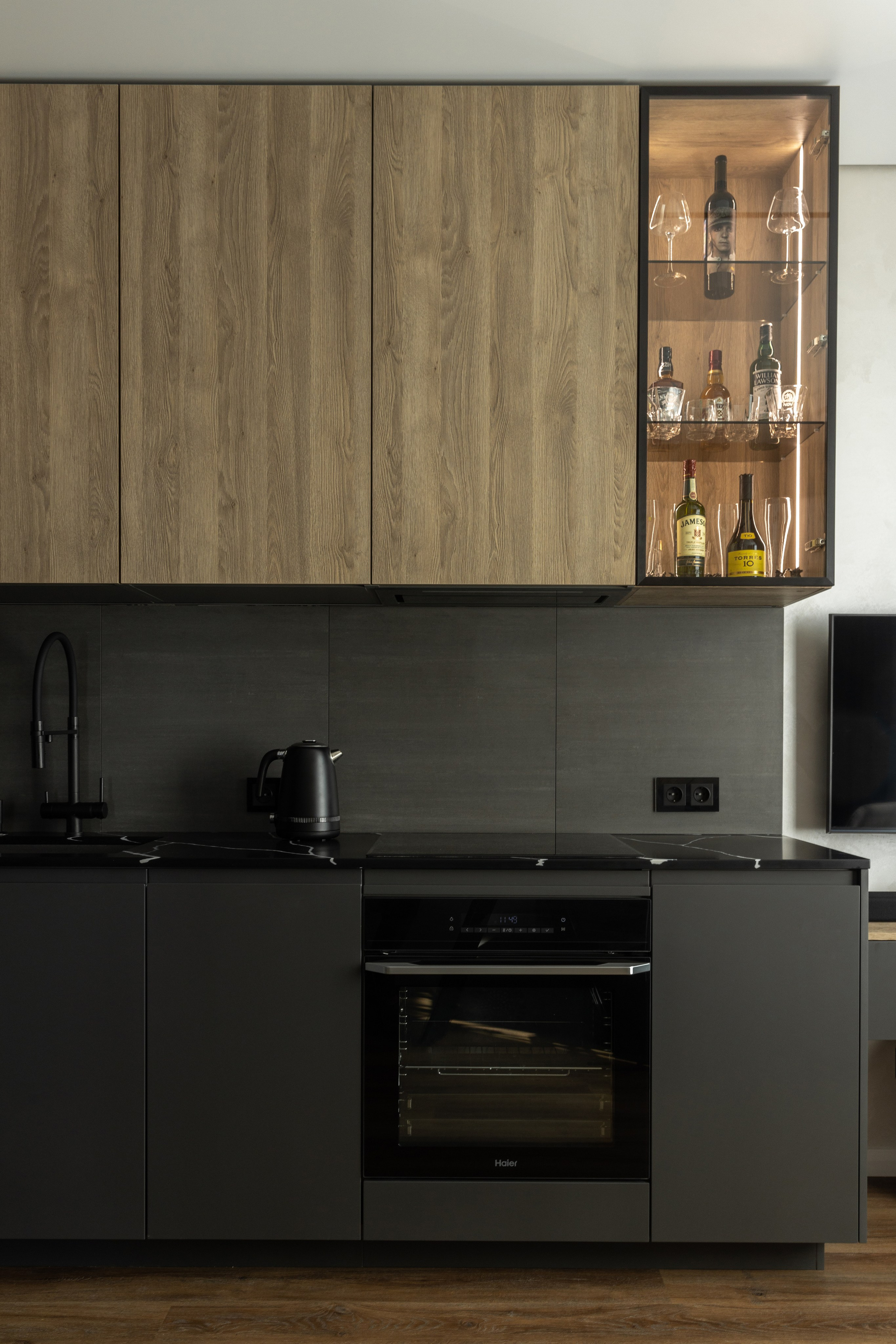 Левобережный Лайф | Кухня | ГР-7617. ГУДРУМ — Мебель на заказ в Томске | Кухни | Шкафы | Стулья и Столы