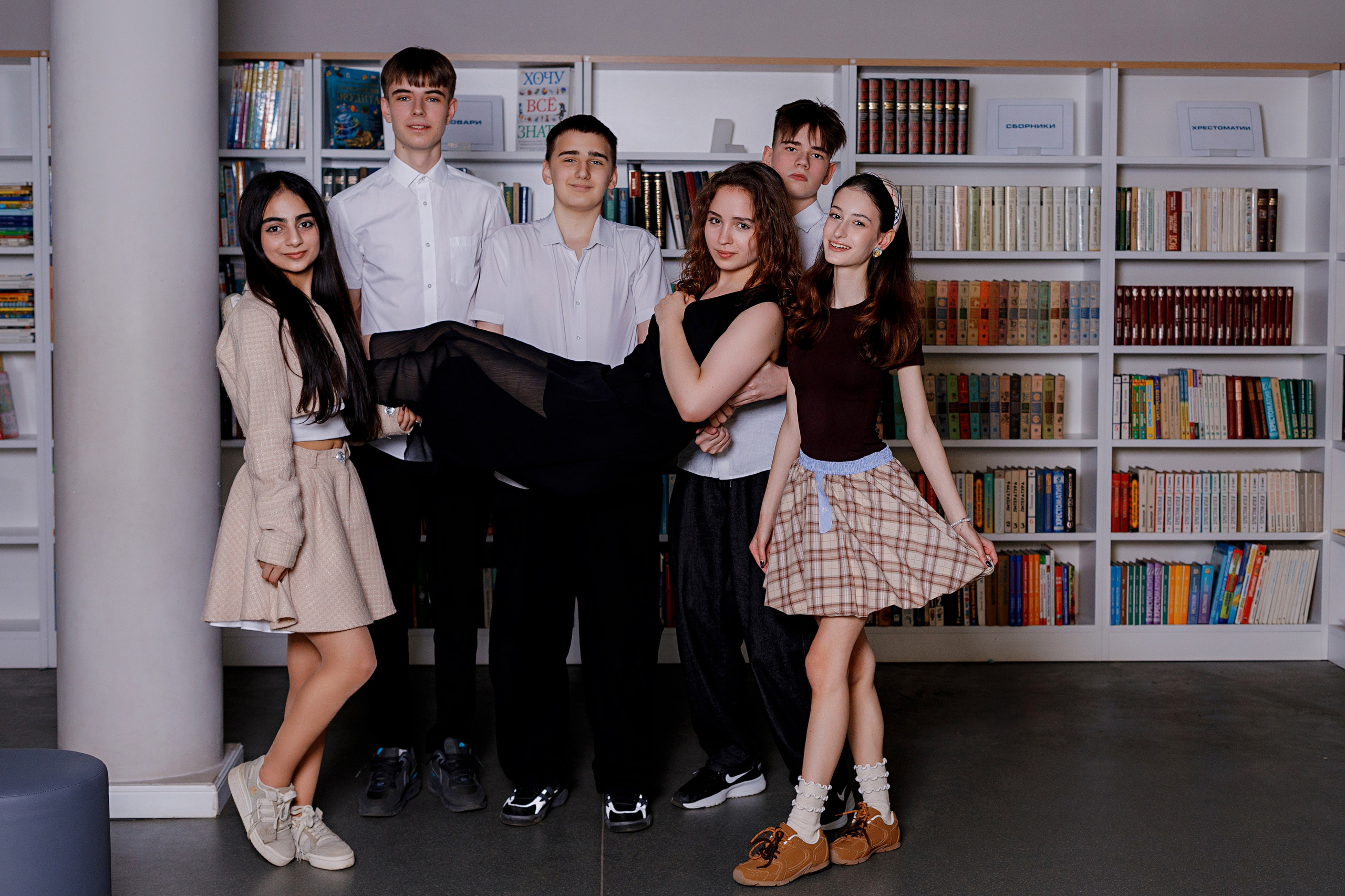 СТАРШАЯ ШКОЛА. Семейный фотограф в Москве выпускные альбомы Клюковская Надежда