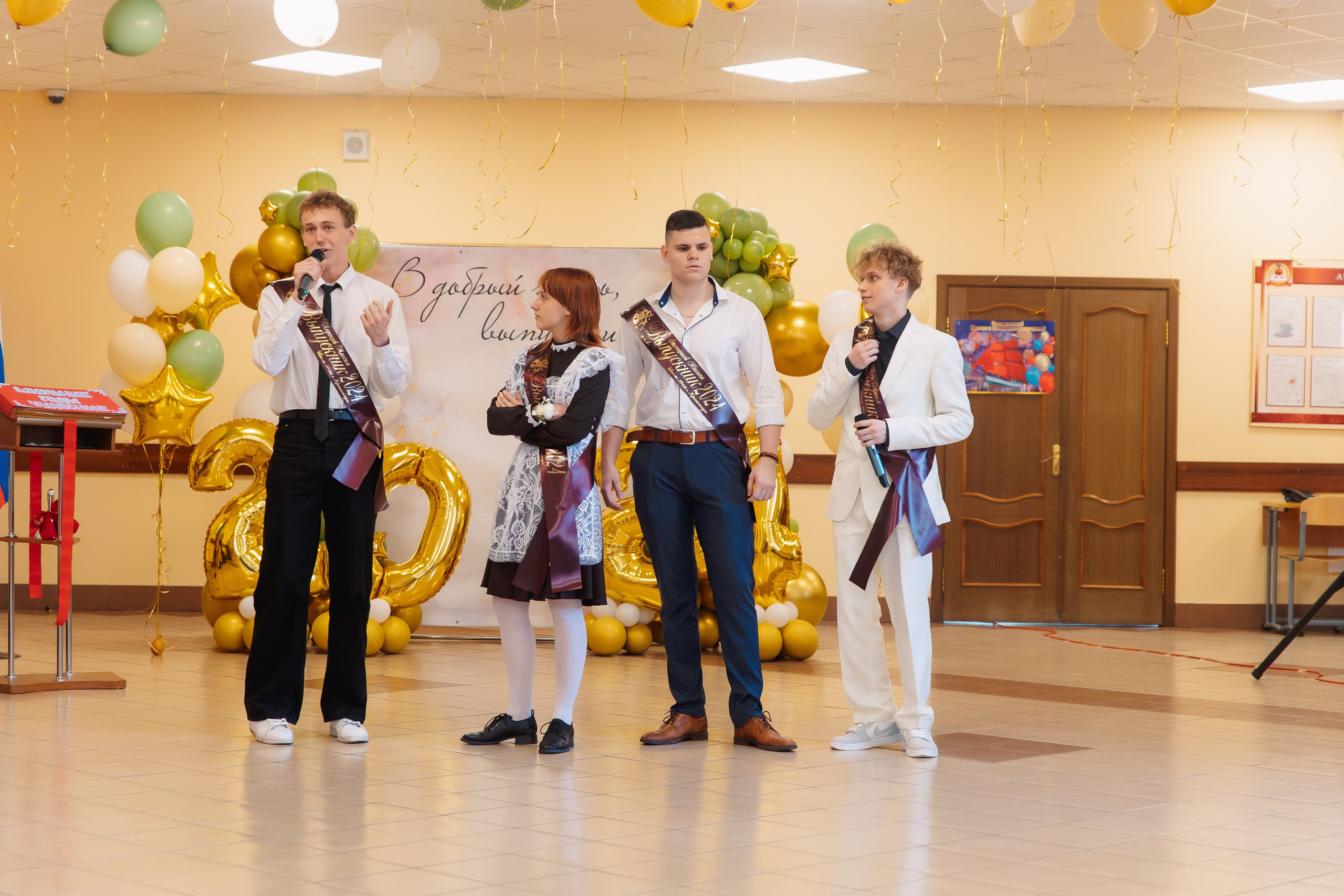 Последний звонок. Фотограф в Кронштадте и Санкт-Петербурге Анастасия Коваленко