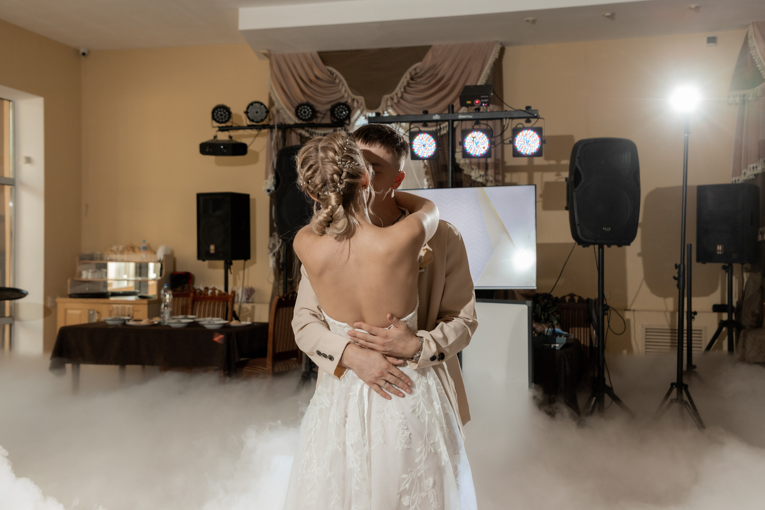 Роман и Александра (банкет). Свадебный фотограф Ангелина Сунгатулина | Саратов | Балаково | Вольск