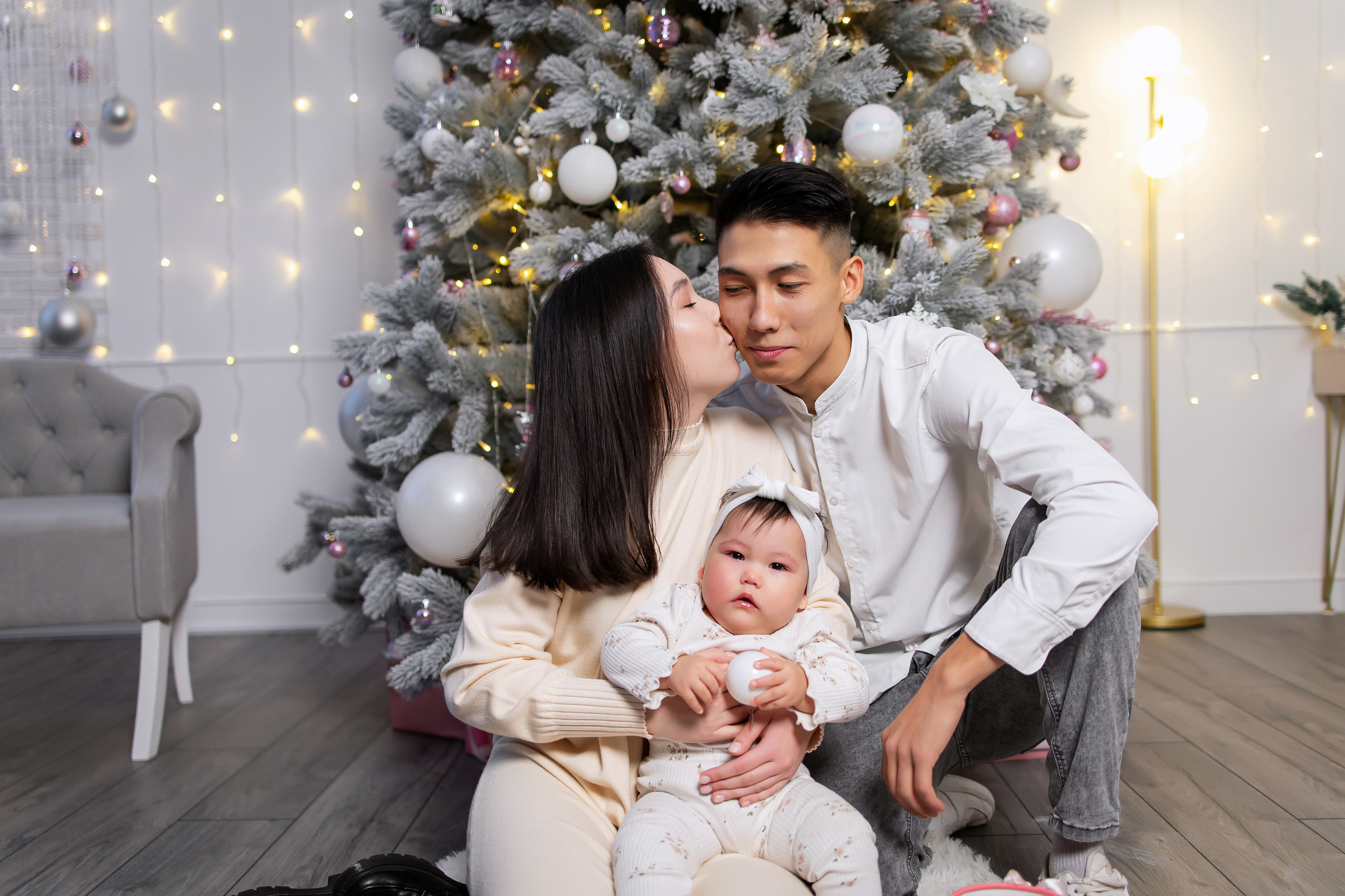 Ваши фотографии. Интерьерная фотостудия Background в Омске