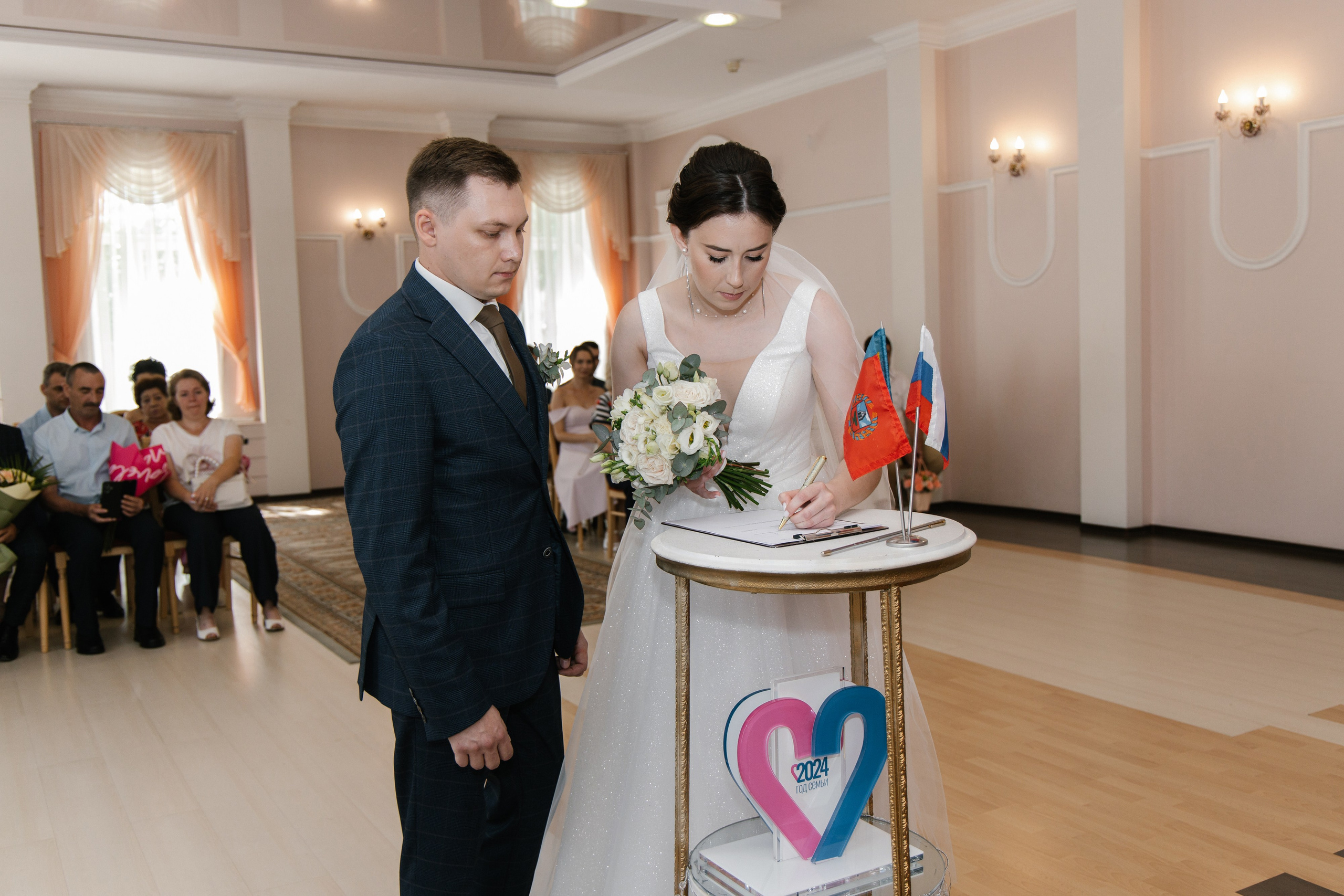 Алёна и Денис (полный день). Фотограф в Барнауле Юлия Садвокасова