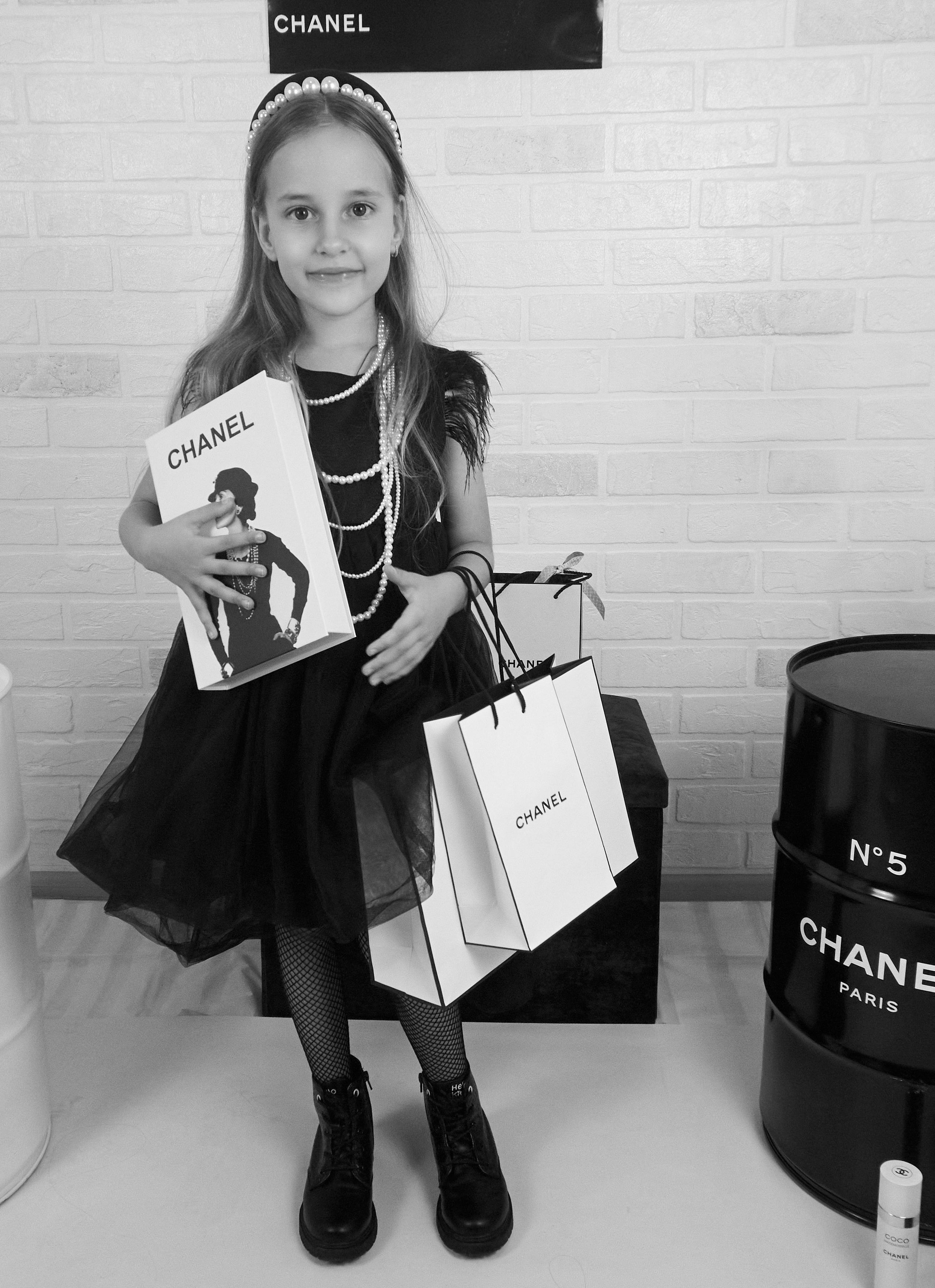 Детская фотосессия в стиле CHANEL. Фотограф в Краснодаре Татьяна Вижевитова