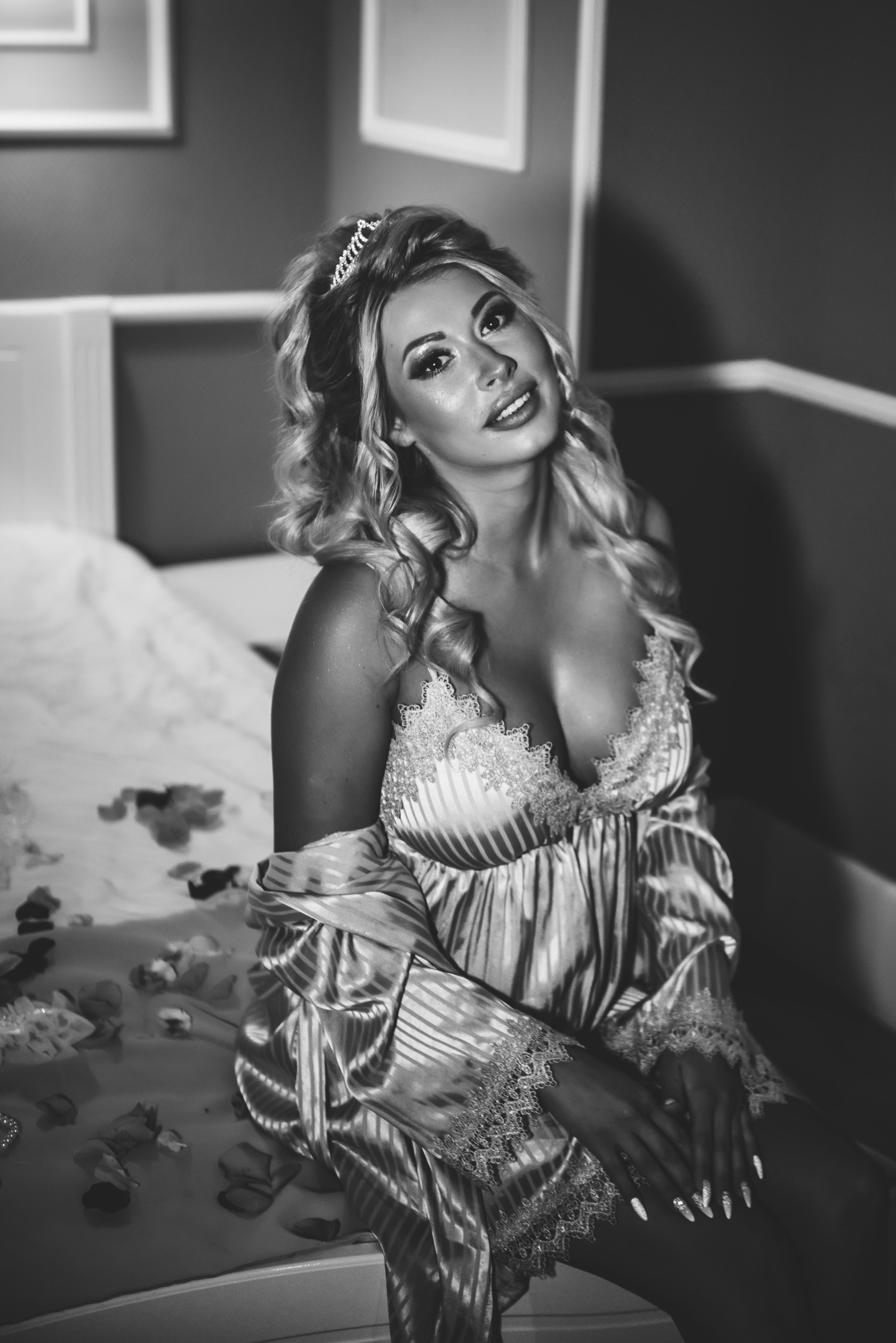 Свадебная прогулка в Петергофе. Портретный, семейный и свадебный фотограф в Санкт-Петербурге и в Пушкине Ширяев Денис