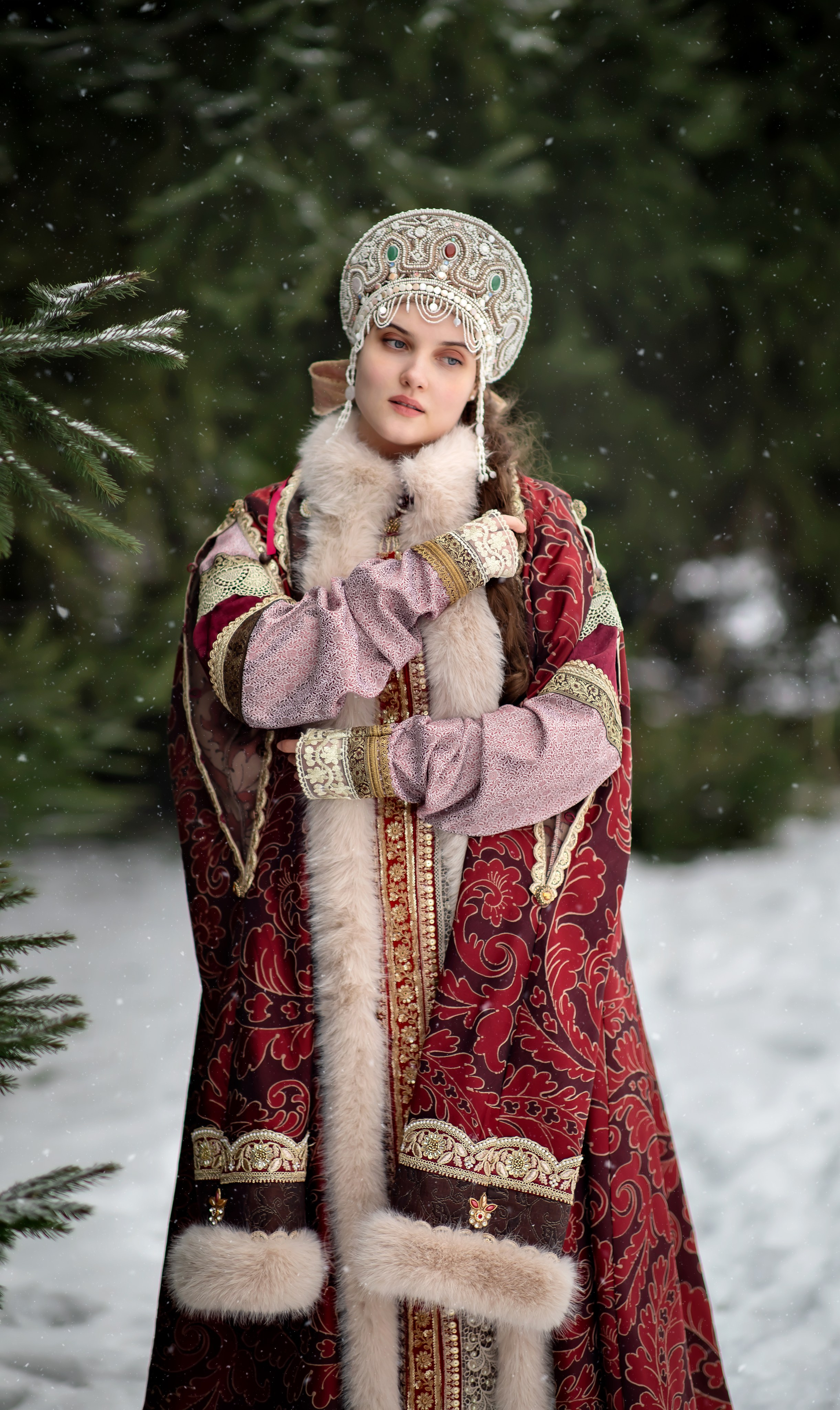 Сайт фотографа Елены Мигачевой. Дизайнер костюмов и украшений, фотограф