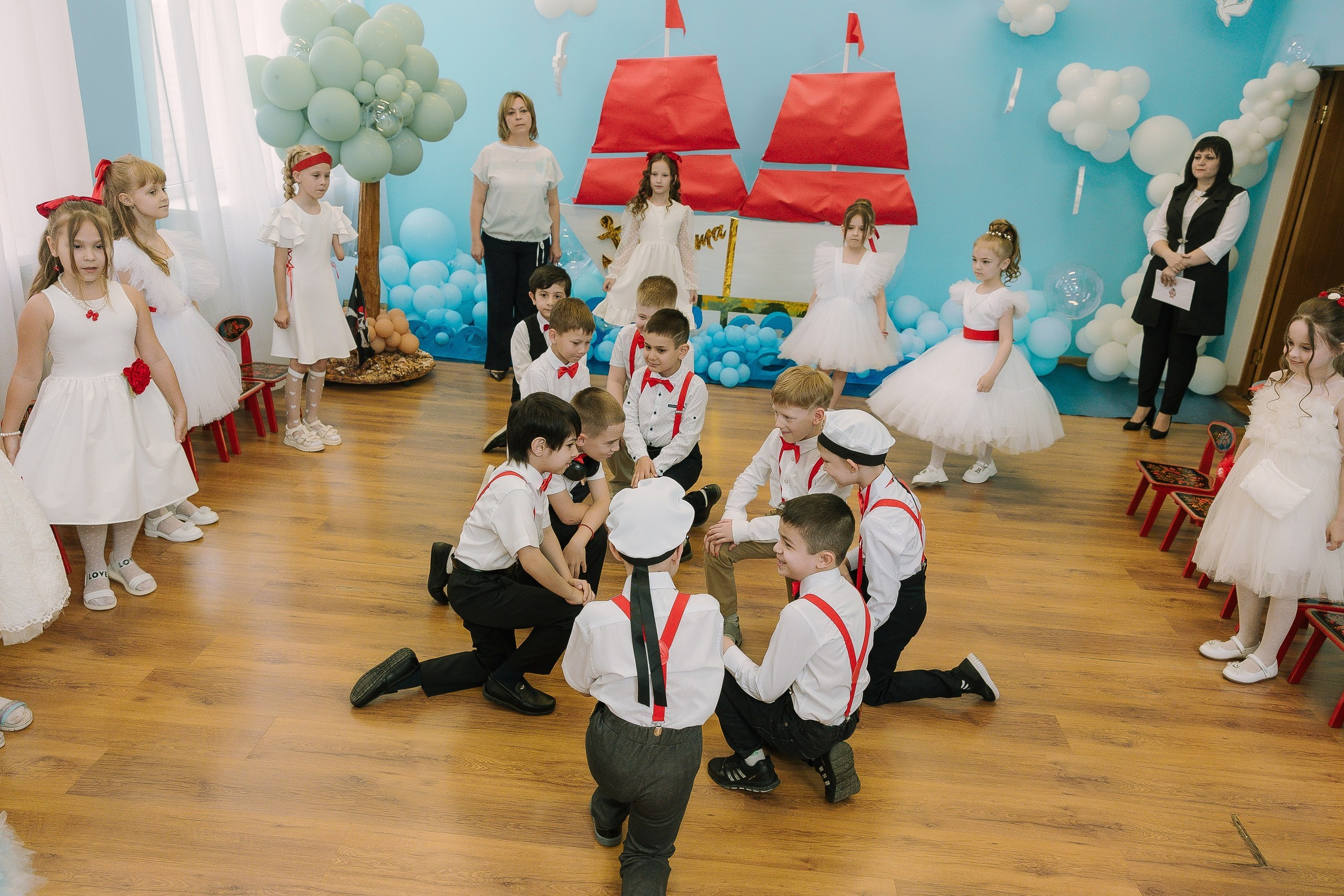 Выпускной 10 ДС. Выпускные альбомы Натальи Бутко: Новороссийск, Анапа, Геленджик