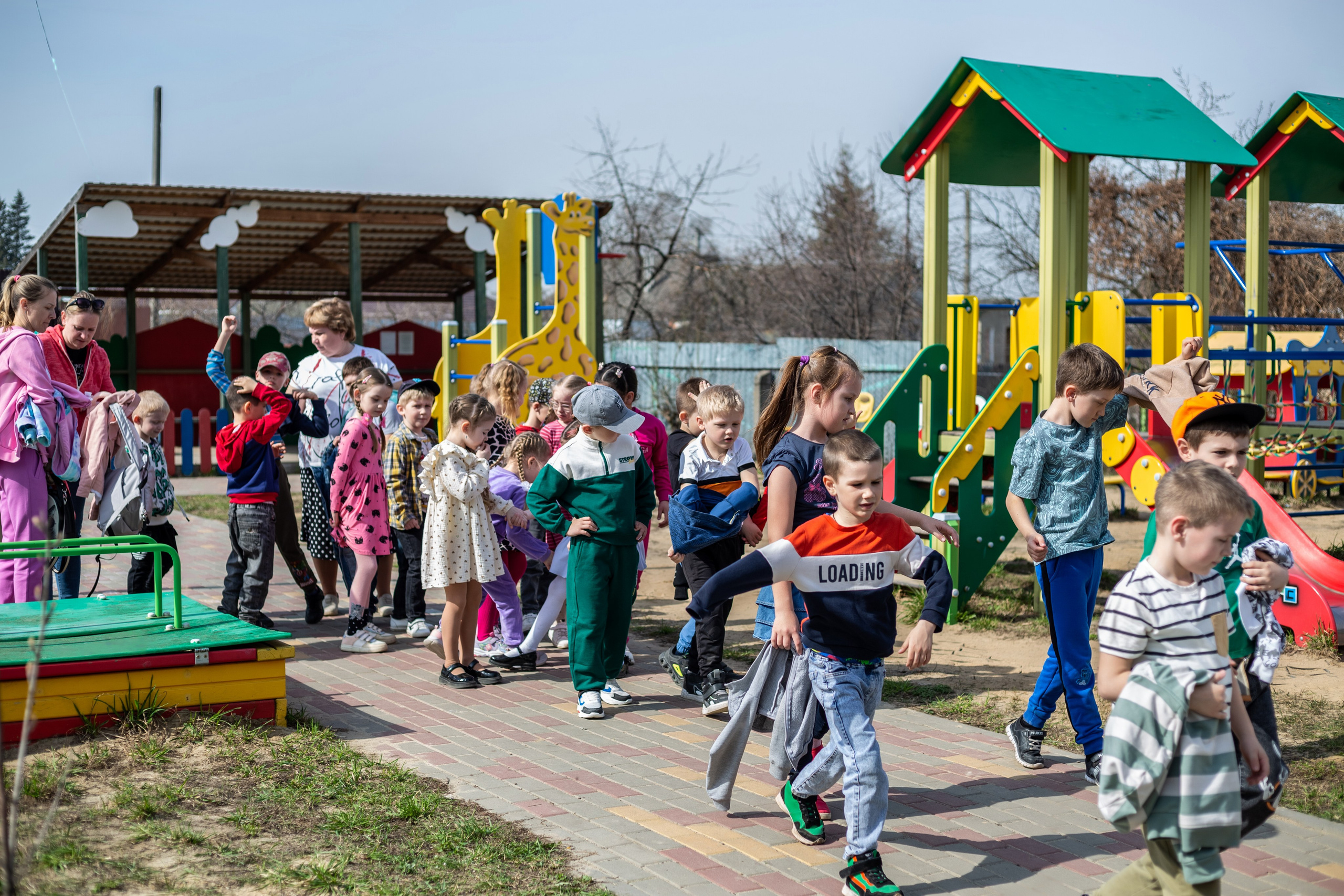 Детский сад на прогулке. Выпускные альбомы Воронеж от Веры Соколовой