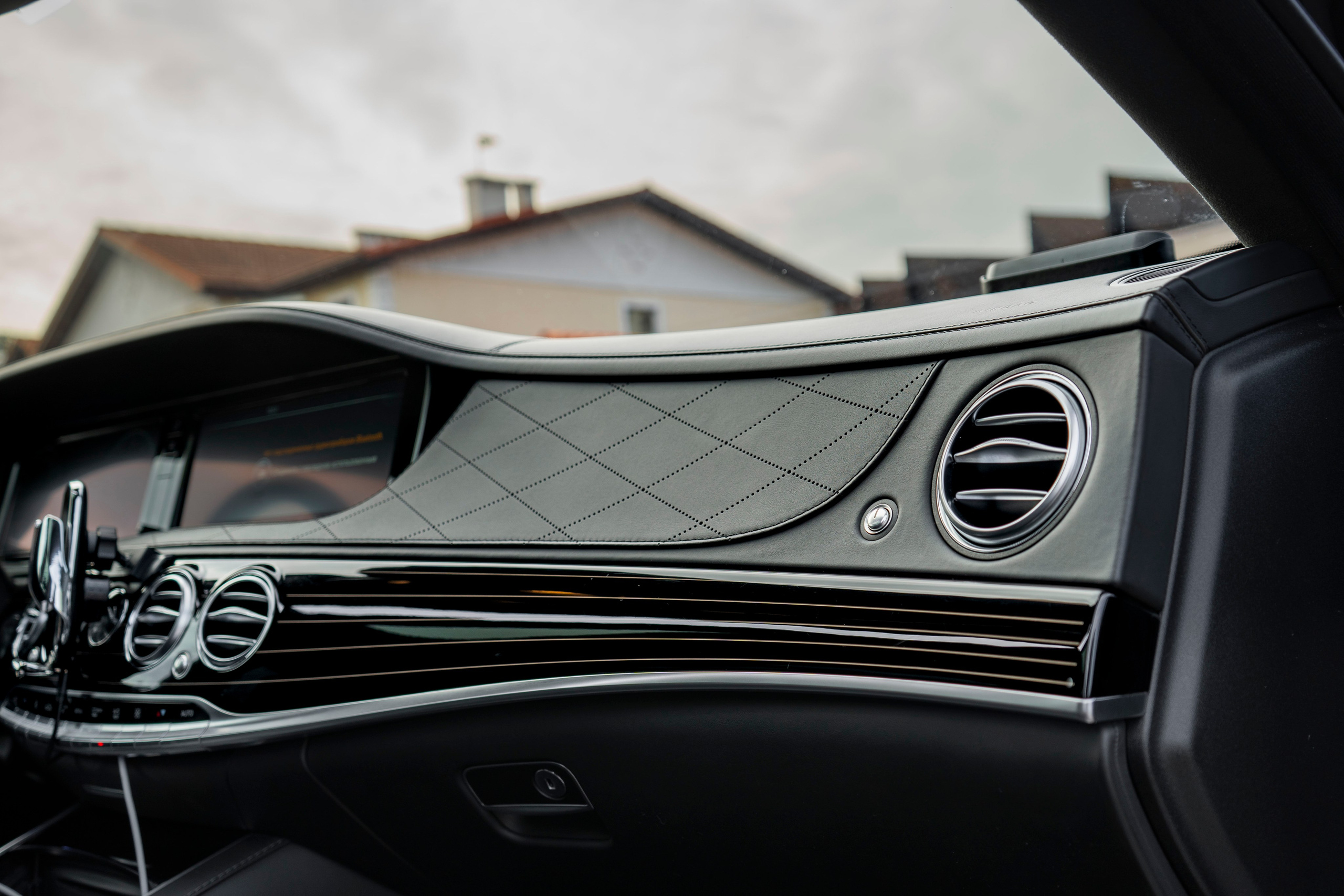 Mercedes S-class (W222)