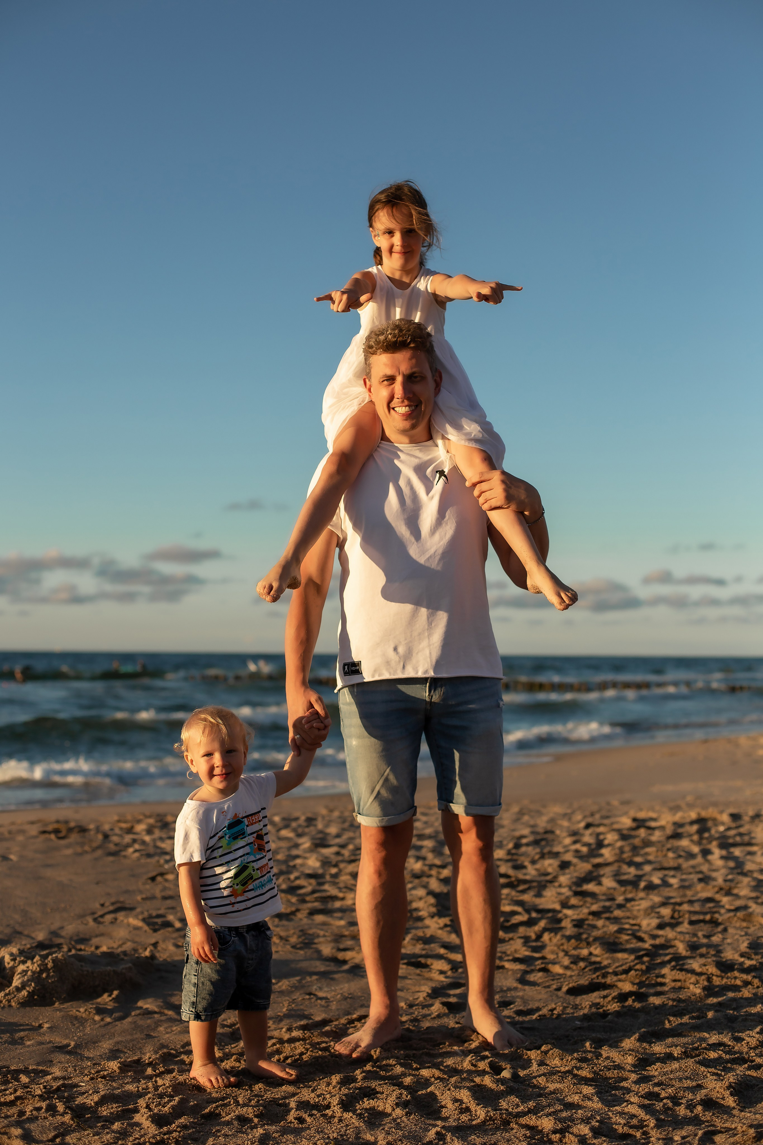 Иван, Ирина, Варя и Гордей. Малиновка. Фотограф в Калининграде Решетникова Алина