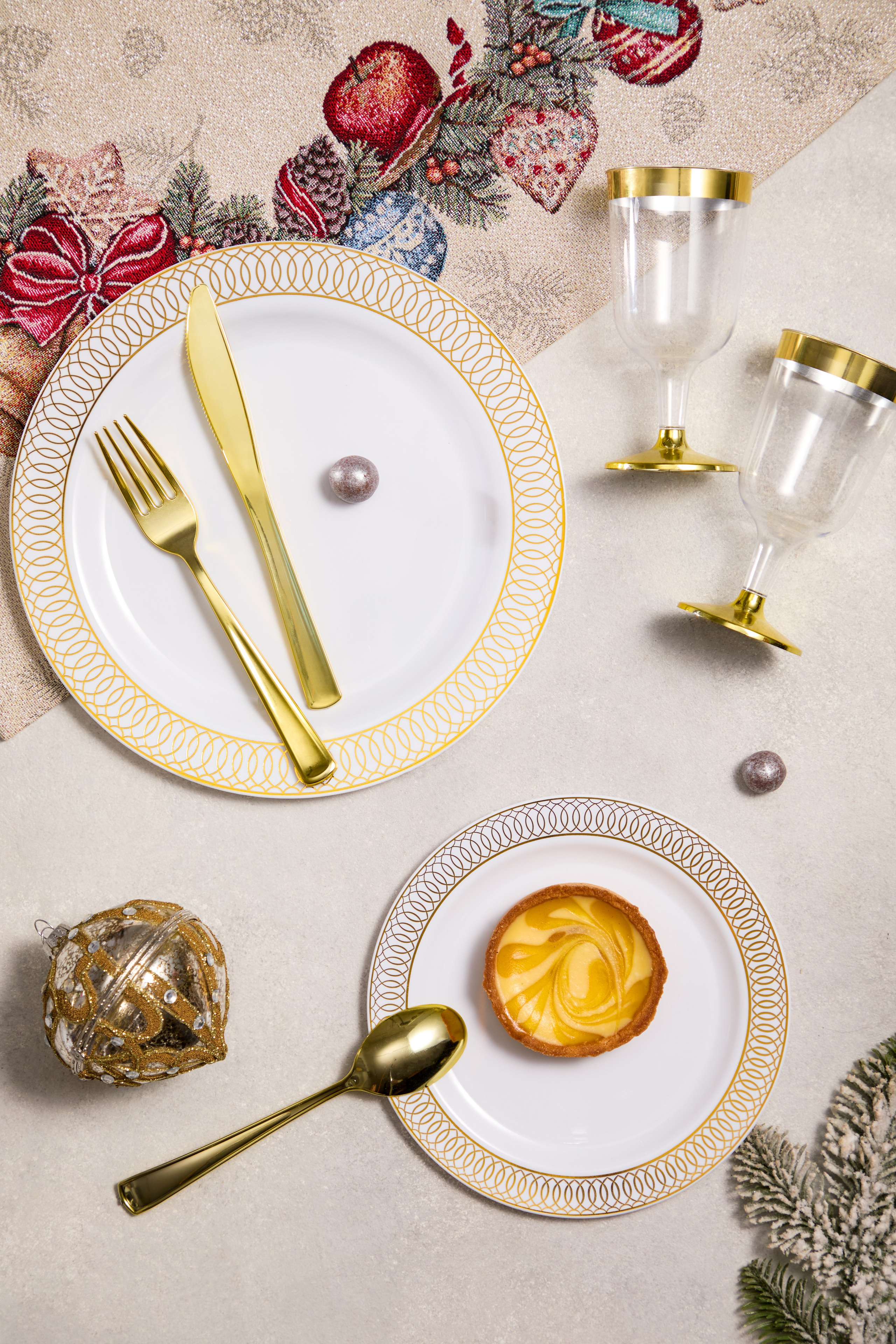 Пластиковая посуда. Сайт о предметной, имиджевой и портретной фотографии, фотограф Фил Киреев