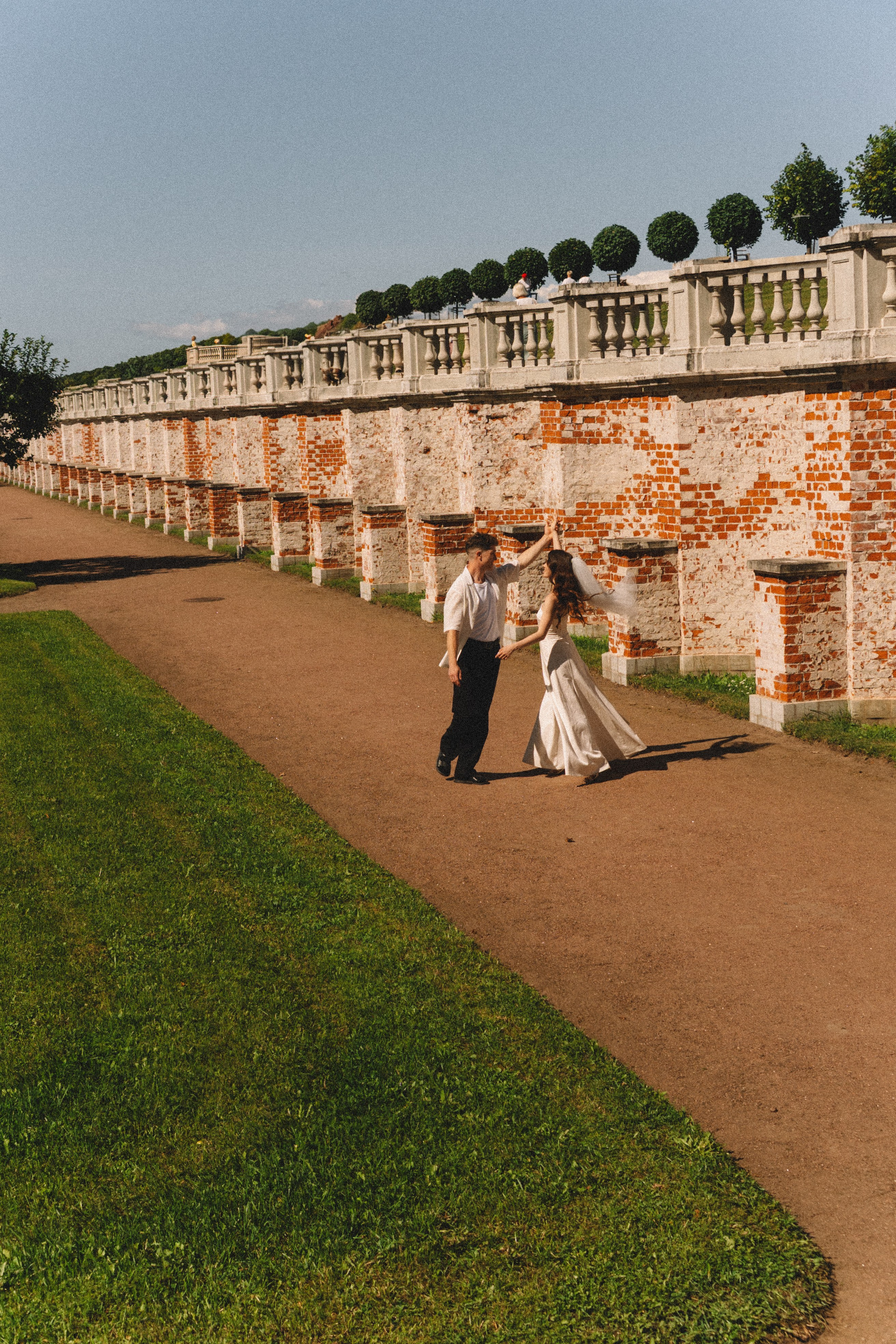 СВАДЕБНАЯ СЬЕМКА В ПЕТЕРГОФЕ И СЬЕМКА РЕПОРТАЖА В ЗАГСЕ ПЕТЕРГОФА. Профессиональный фотограф, Санкт-Петербург — Виктория Богомолова