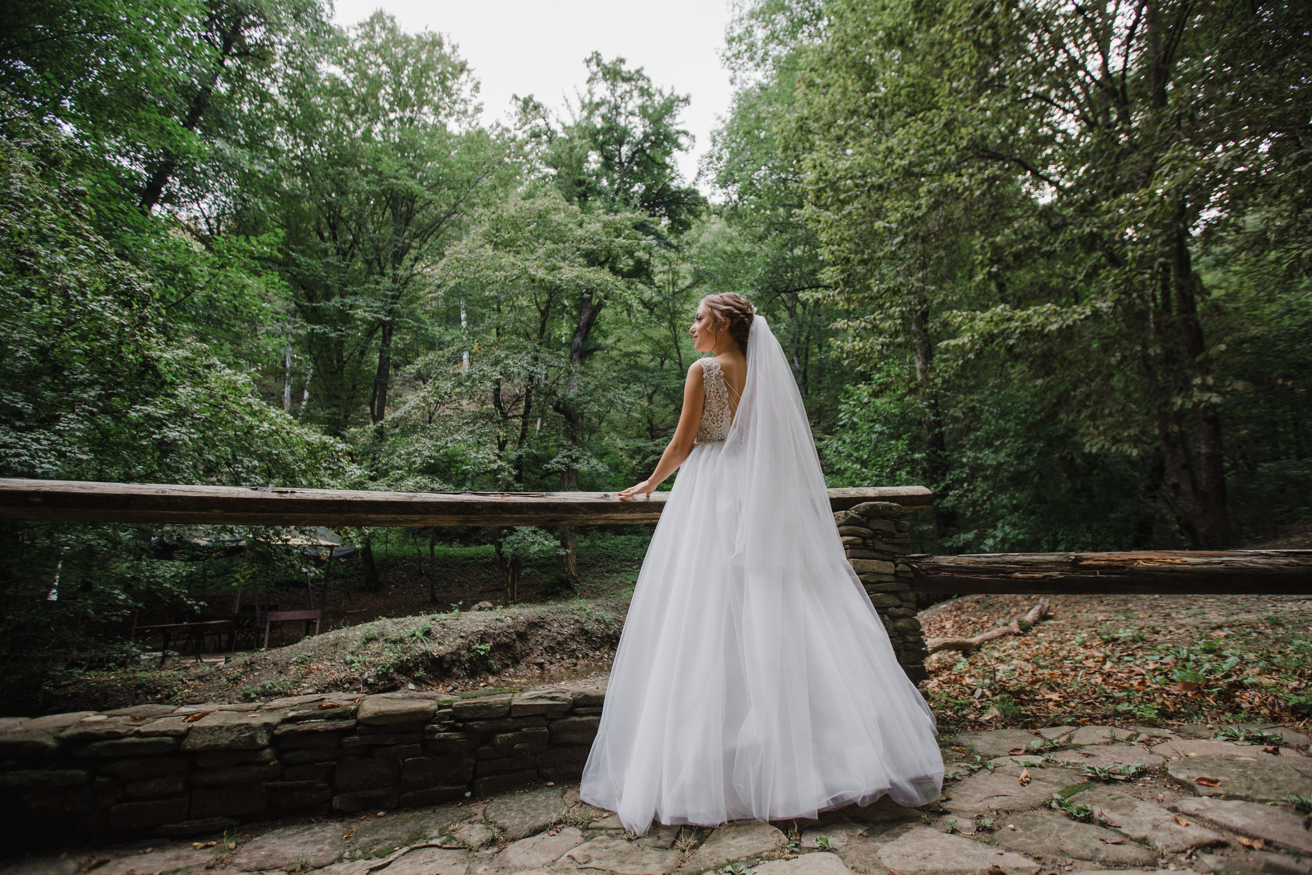 Свадьба в лесу. Свадебный и семейный фотограф в Краснодаре