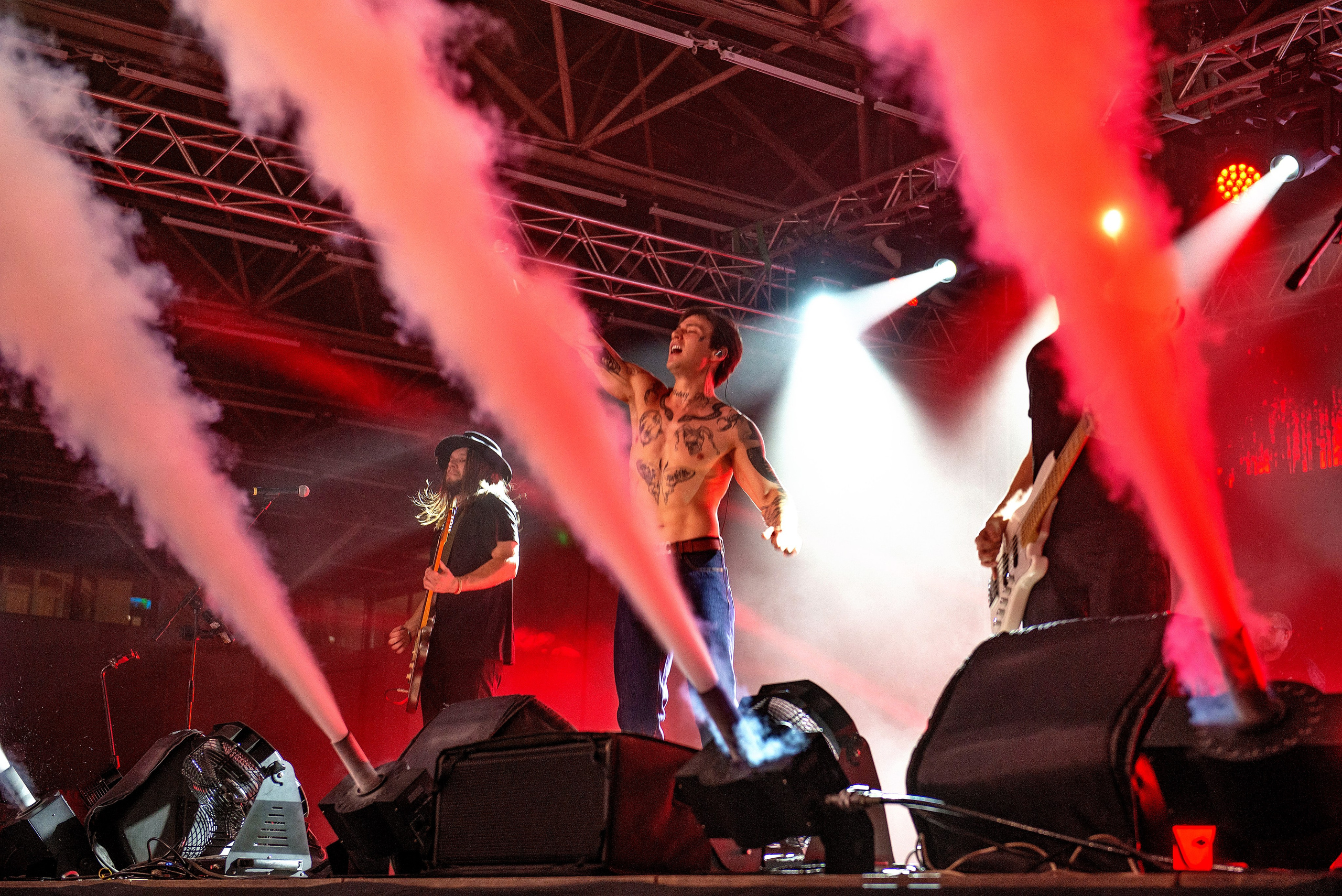 Концерт Хolidayboy. Школьный, фэшн фотограф в Тюмени и в России Ирина Королева