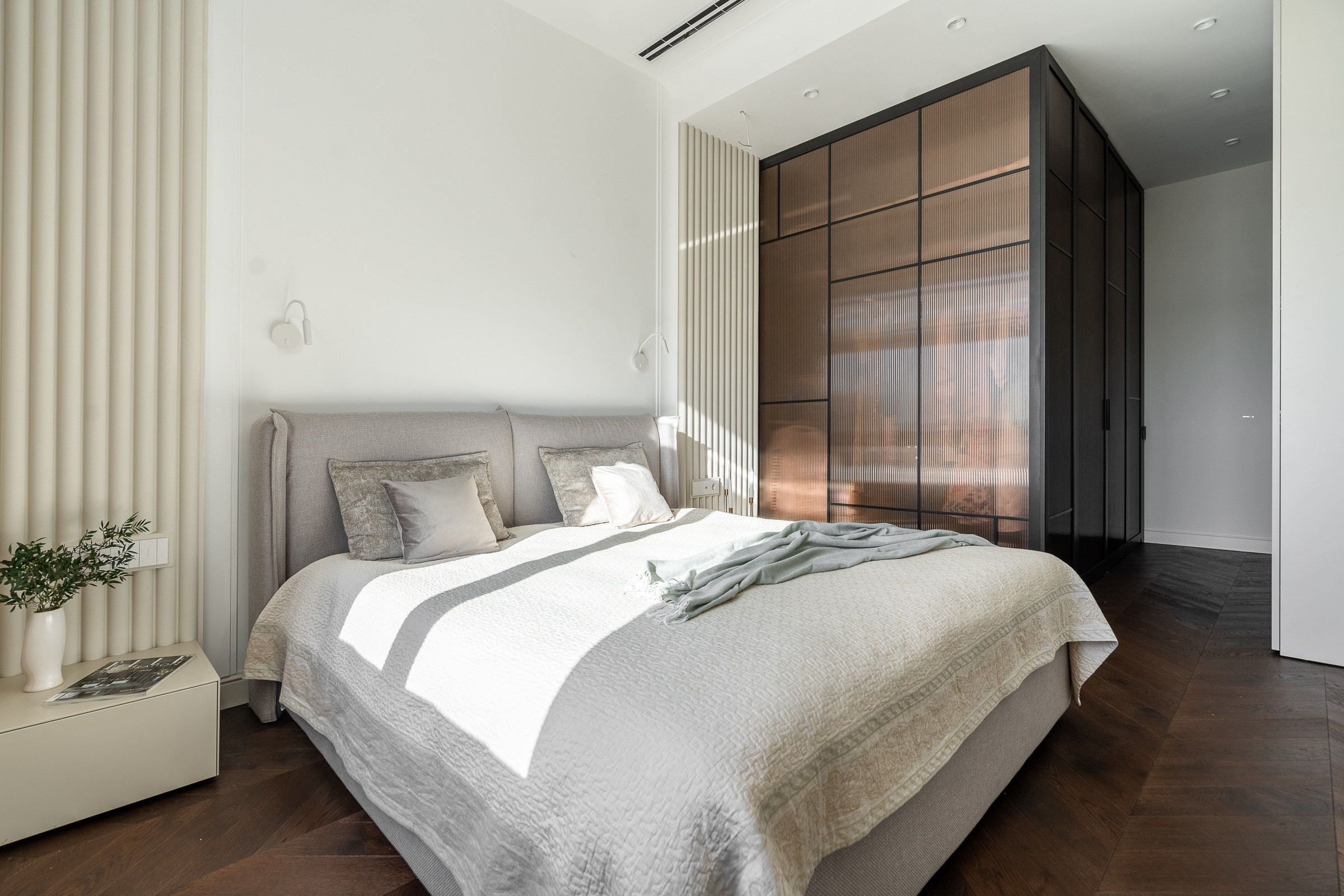 Предпродажная подготовка квартиры на Кирочной с хоумстэйджингом