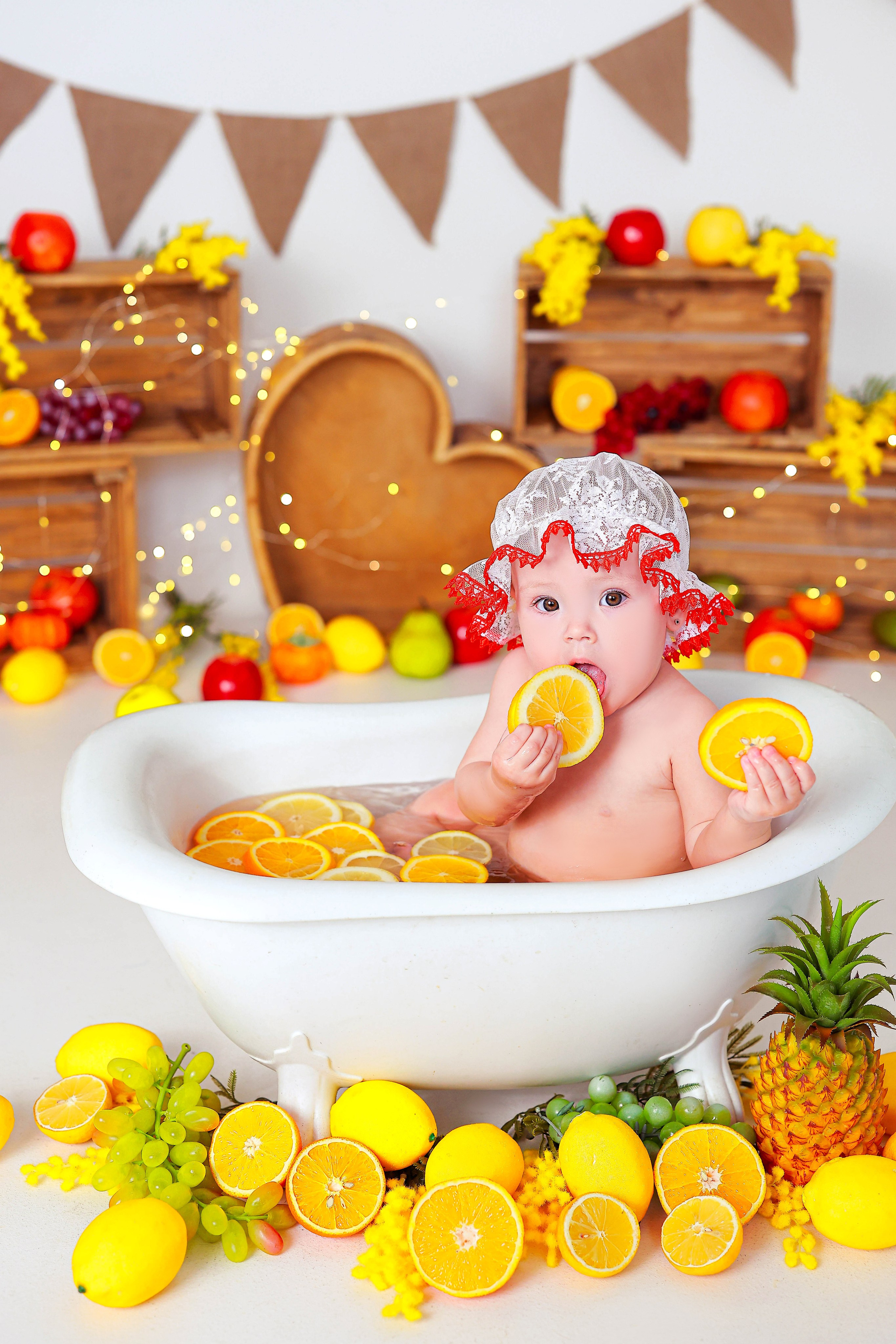 Малышки Антураж