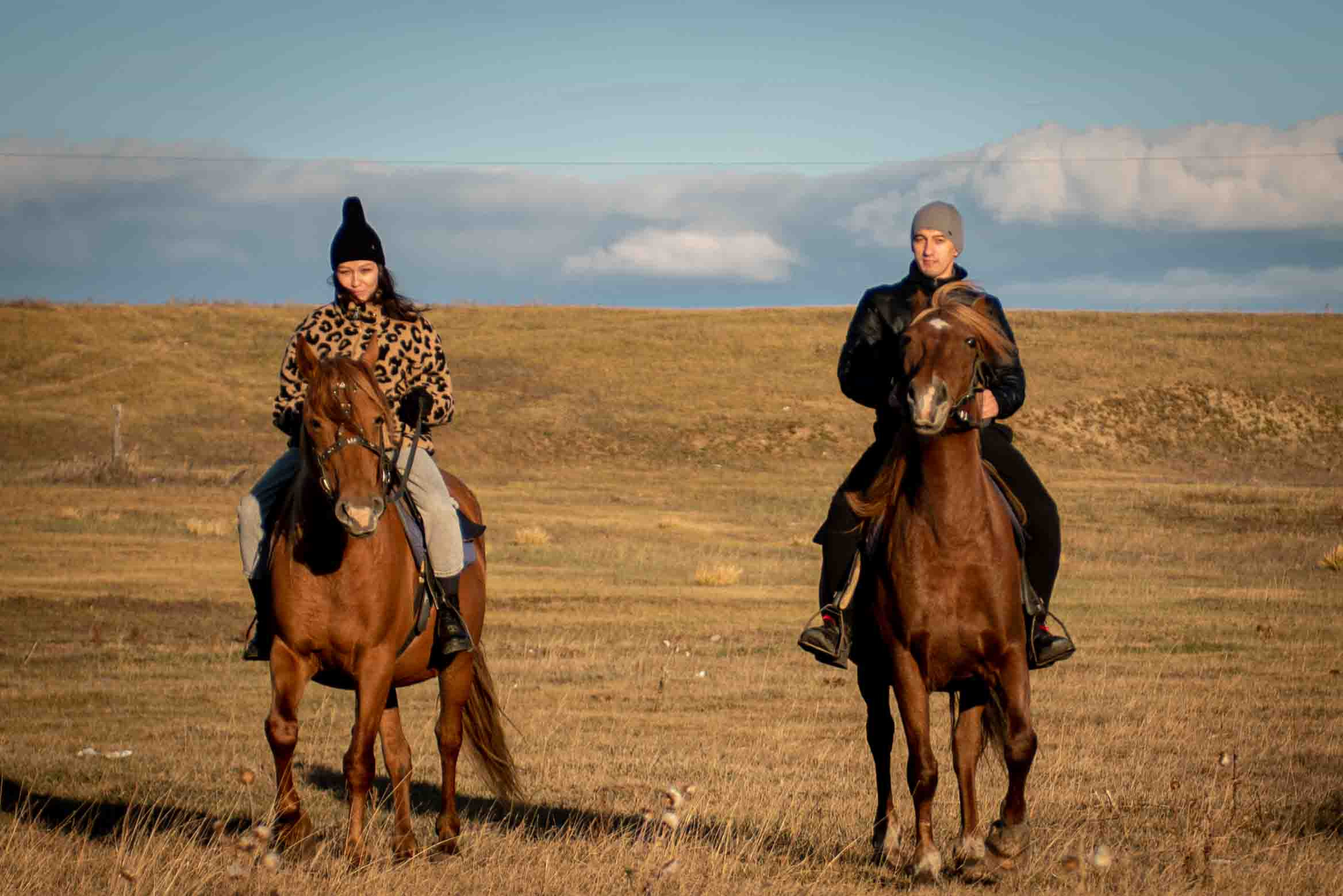Конная прогулка. Портретный и Репортажный фотограф в Улан-Удэ. Анатолий Разгуляев