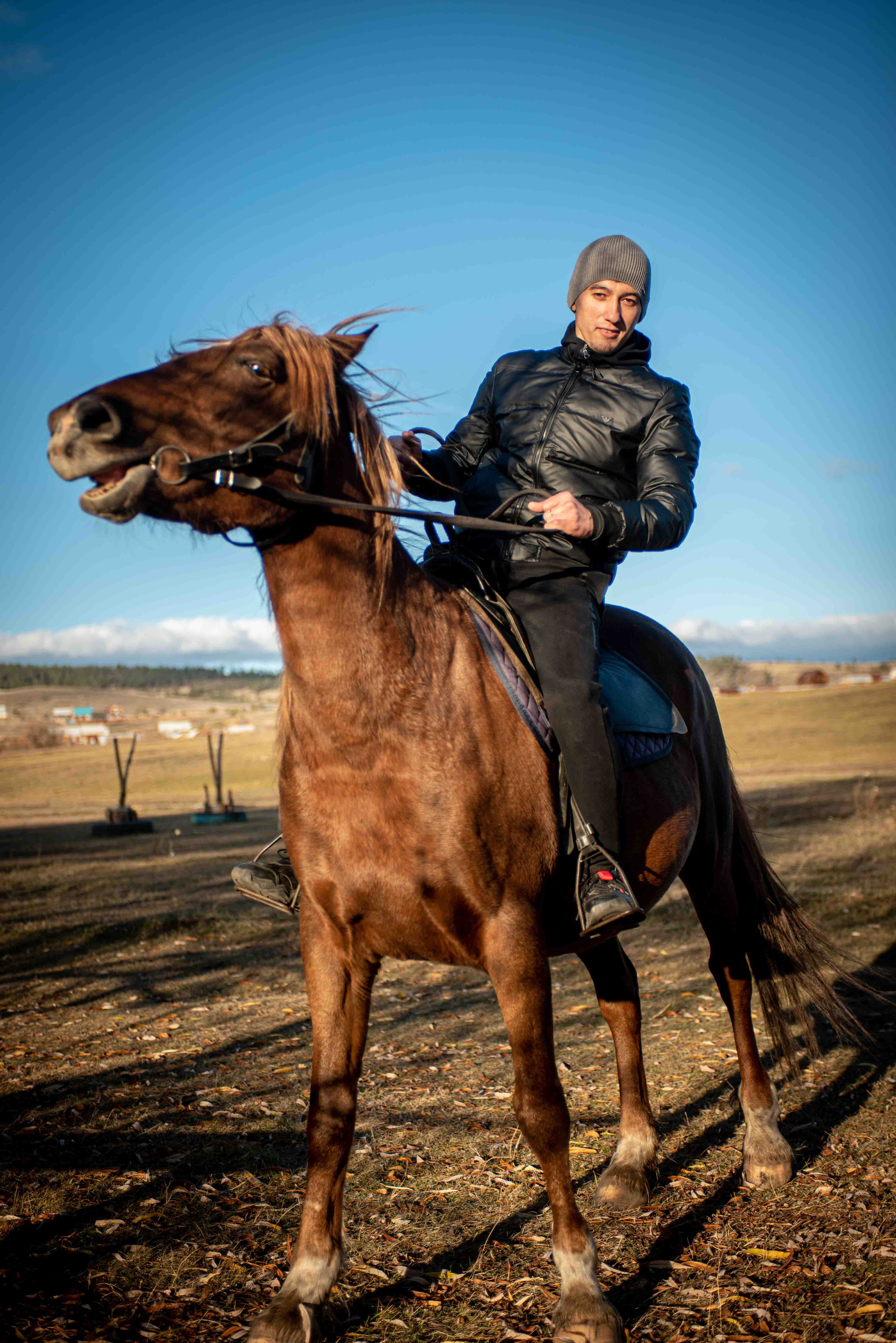 Конная прогулка. Портретный и Репортажный фотограф в Улан-Удэ. Анатолий Разгуляев