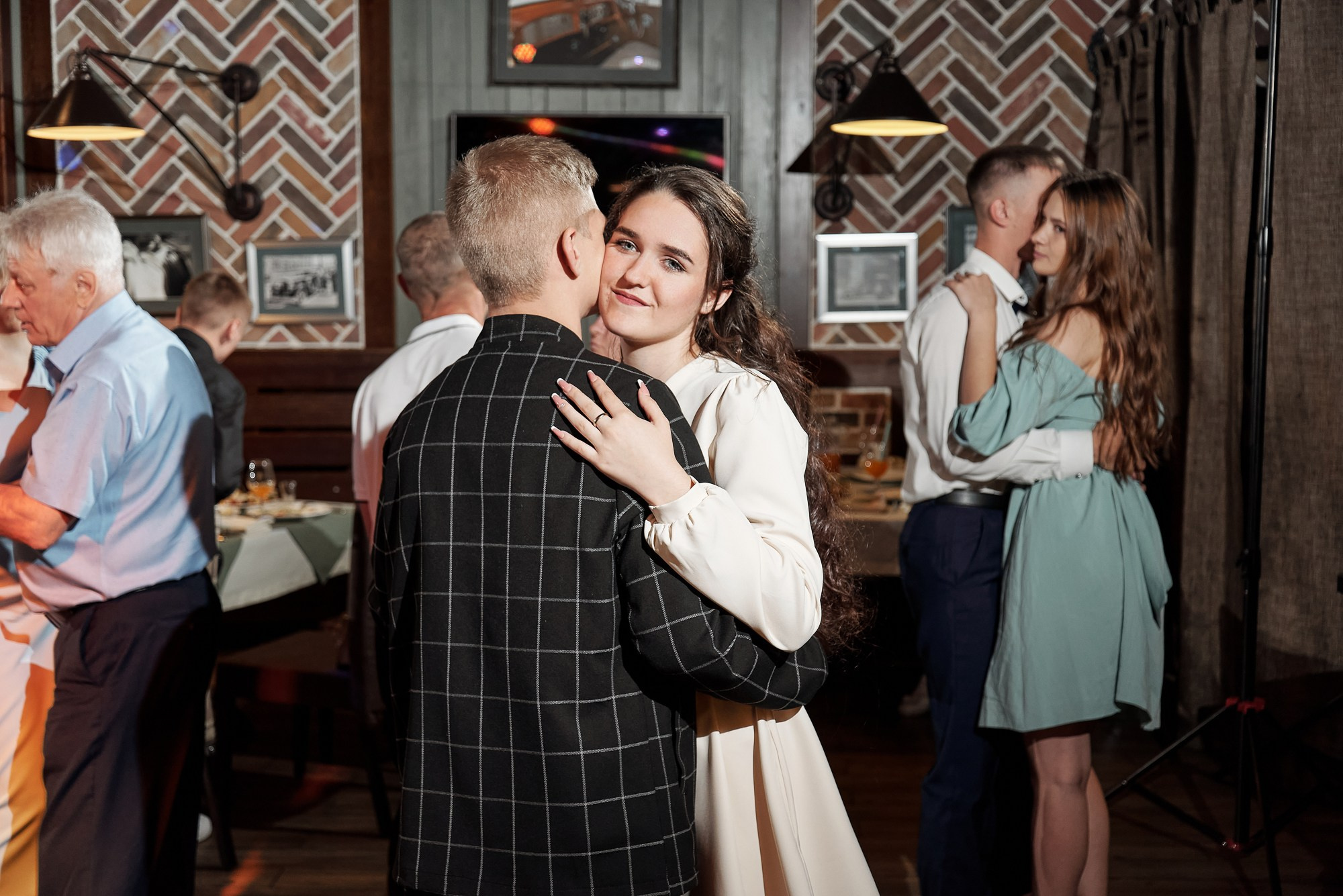 Ксения и Антон. Свадебный фотограф в Барнауле Дмитрий Медведев