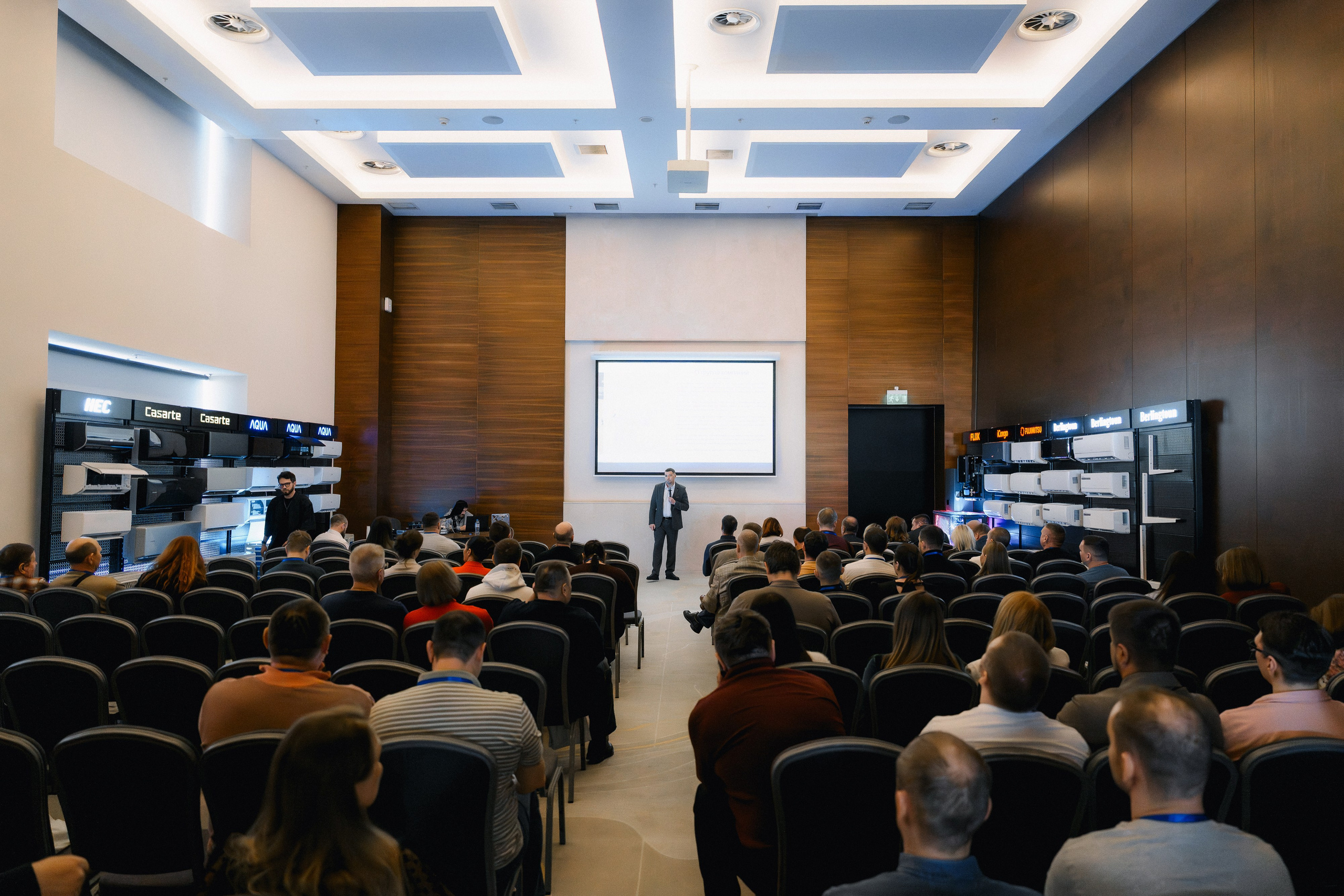Девятый вал (МАРРИОТ). Свадебный и репортажный фотограф в Воронеже Роман Янко
